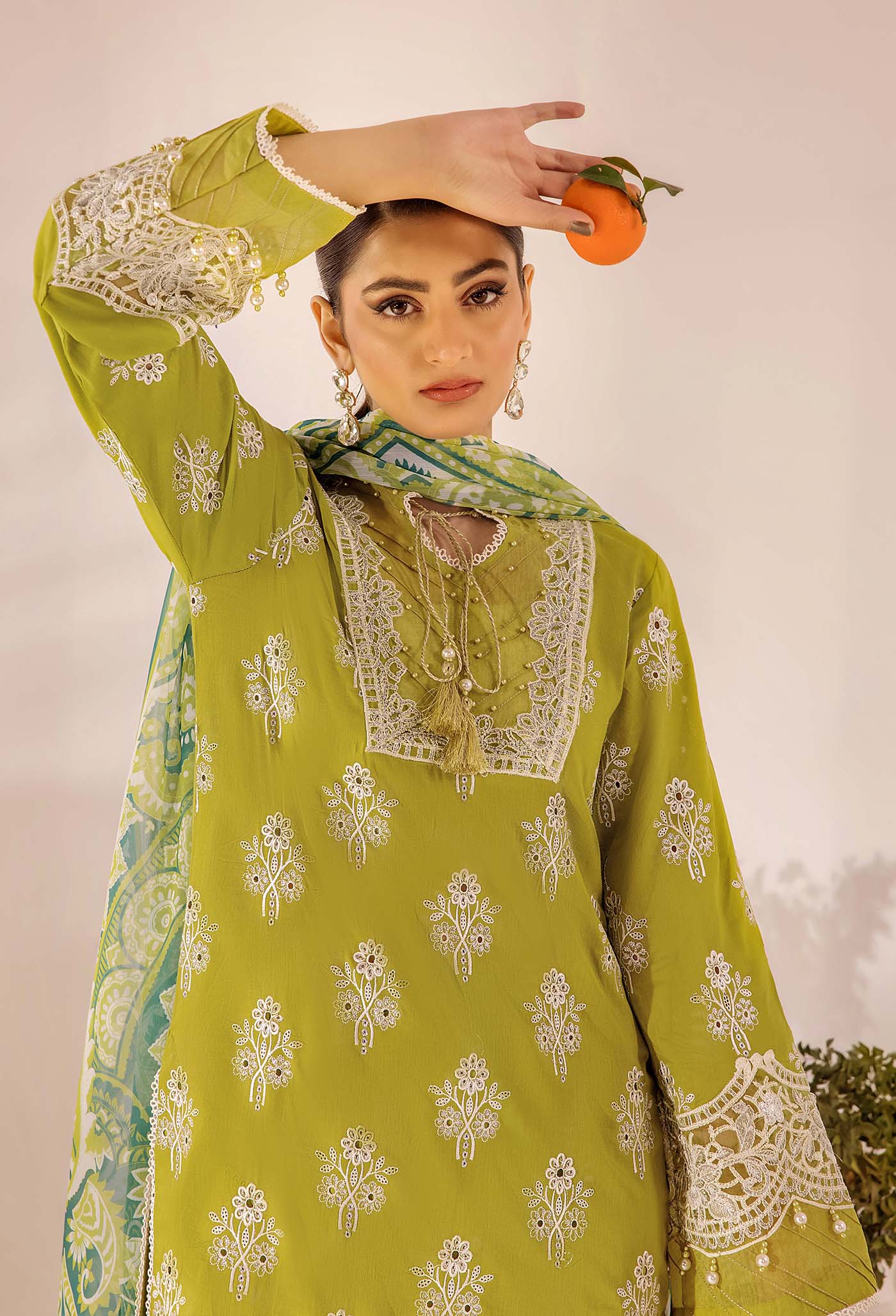 CHIKANKARI 4776 - Image 4