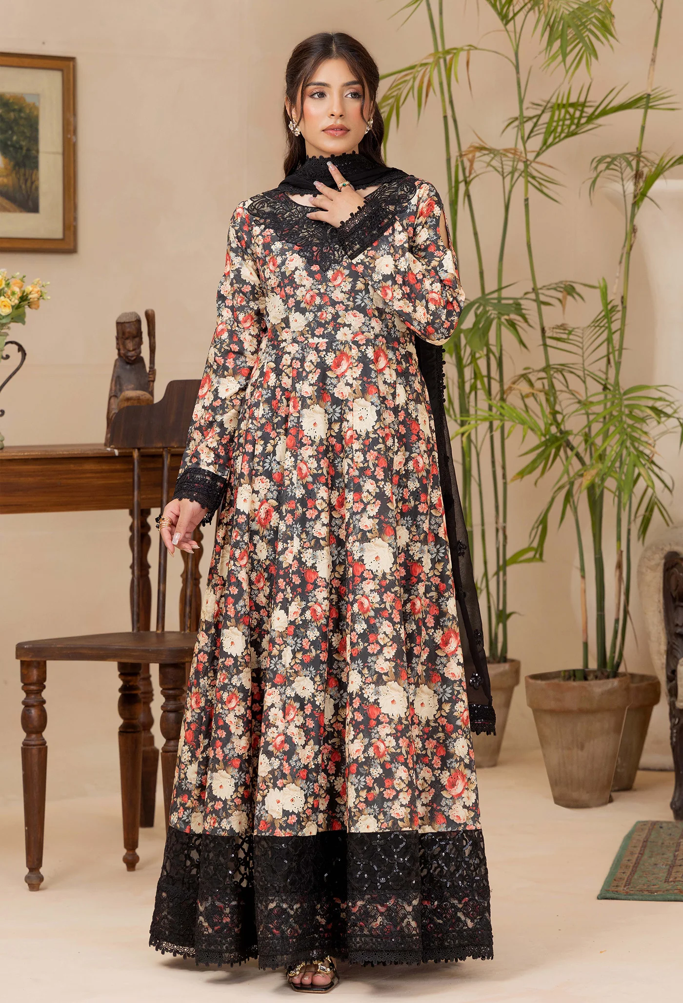 CHIKANKARI 818101 - Image 2