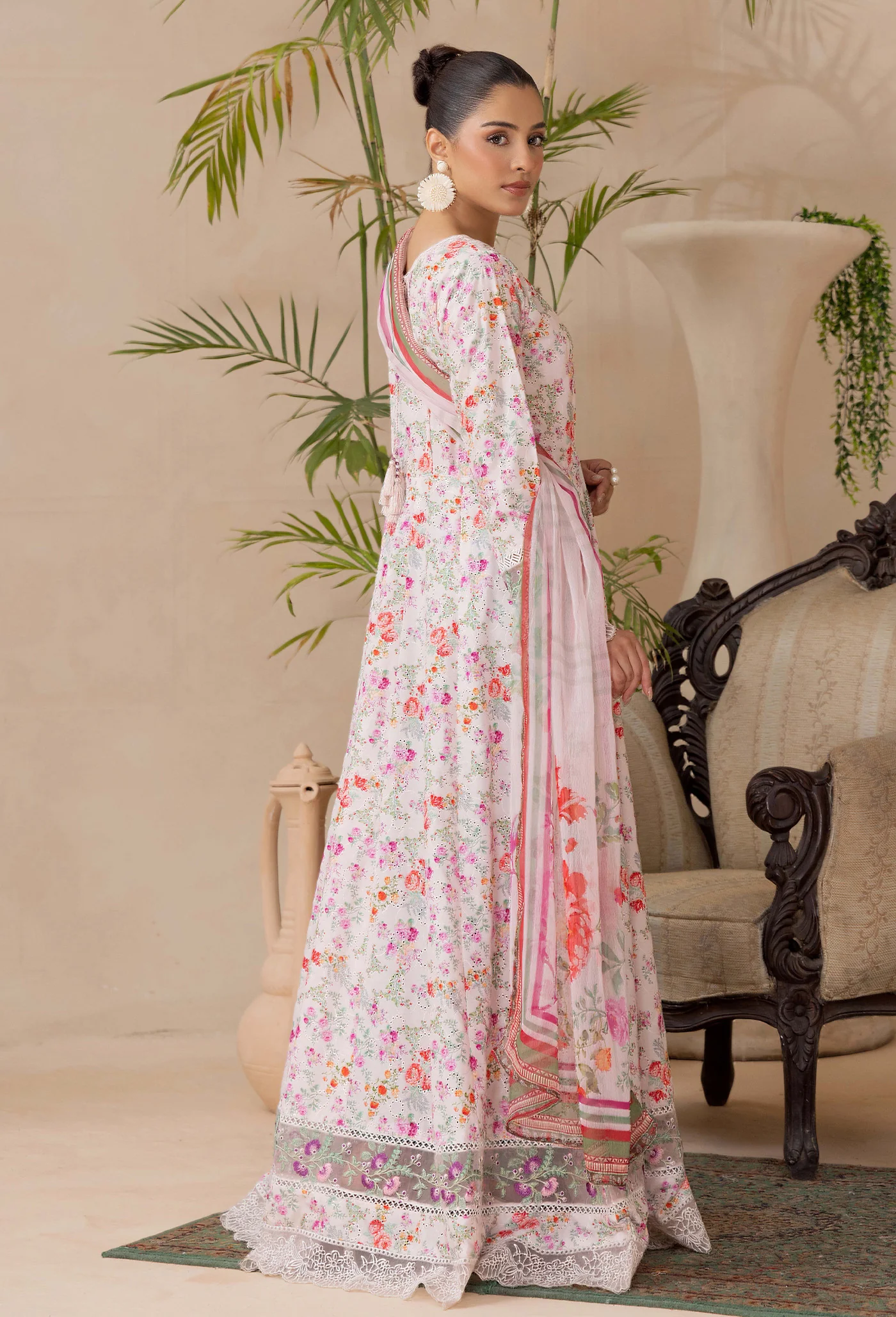 CHIKANKARI 818104 - Image 4