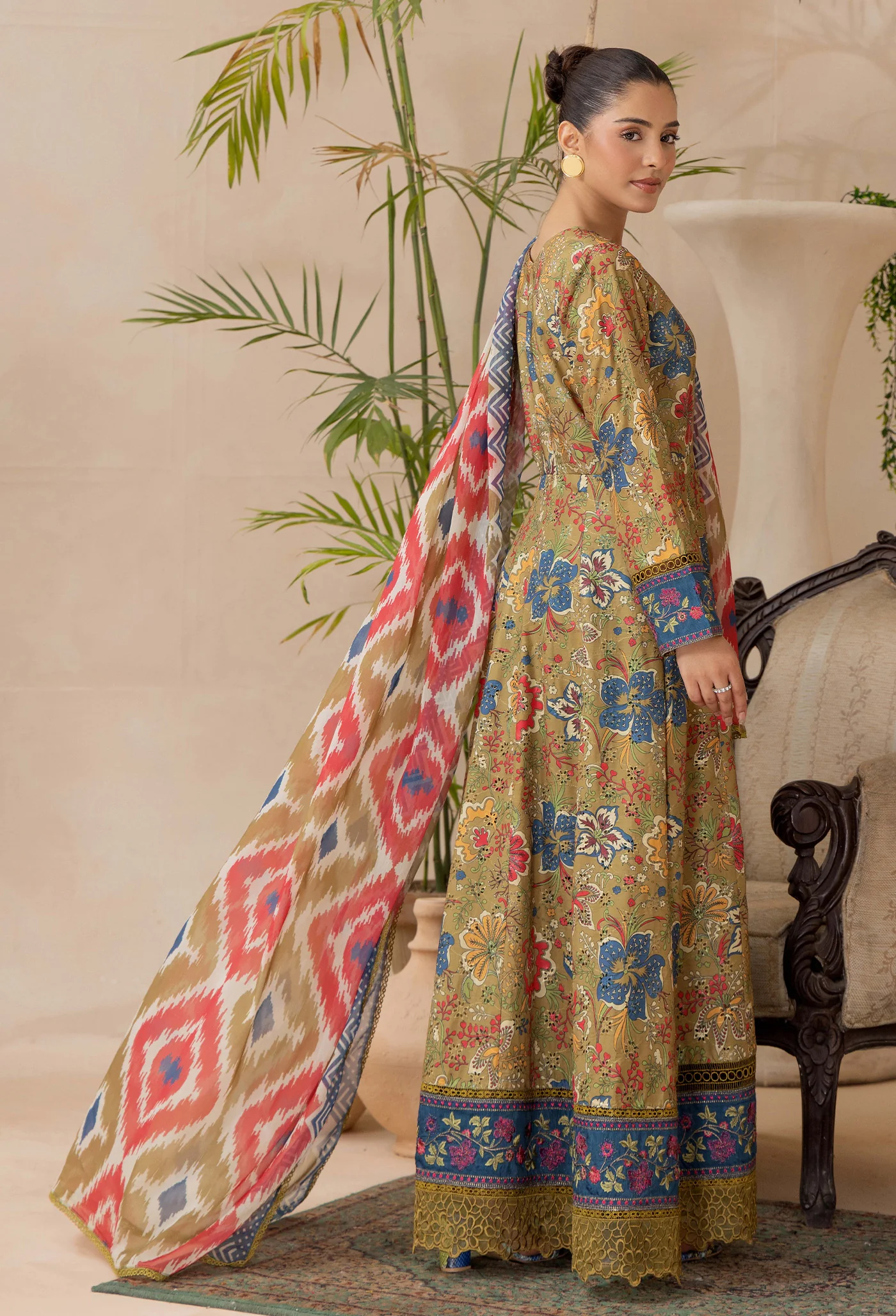 CHIKANKARI 818105 - Image 3