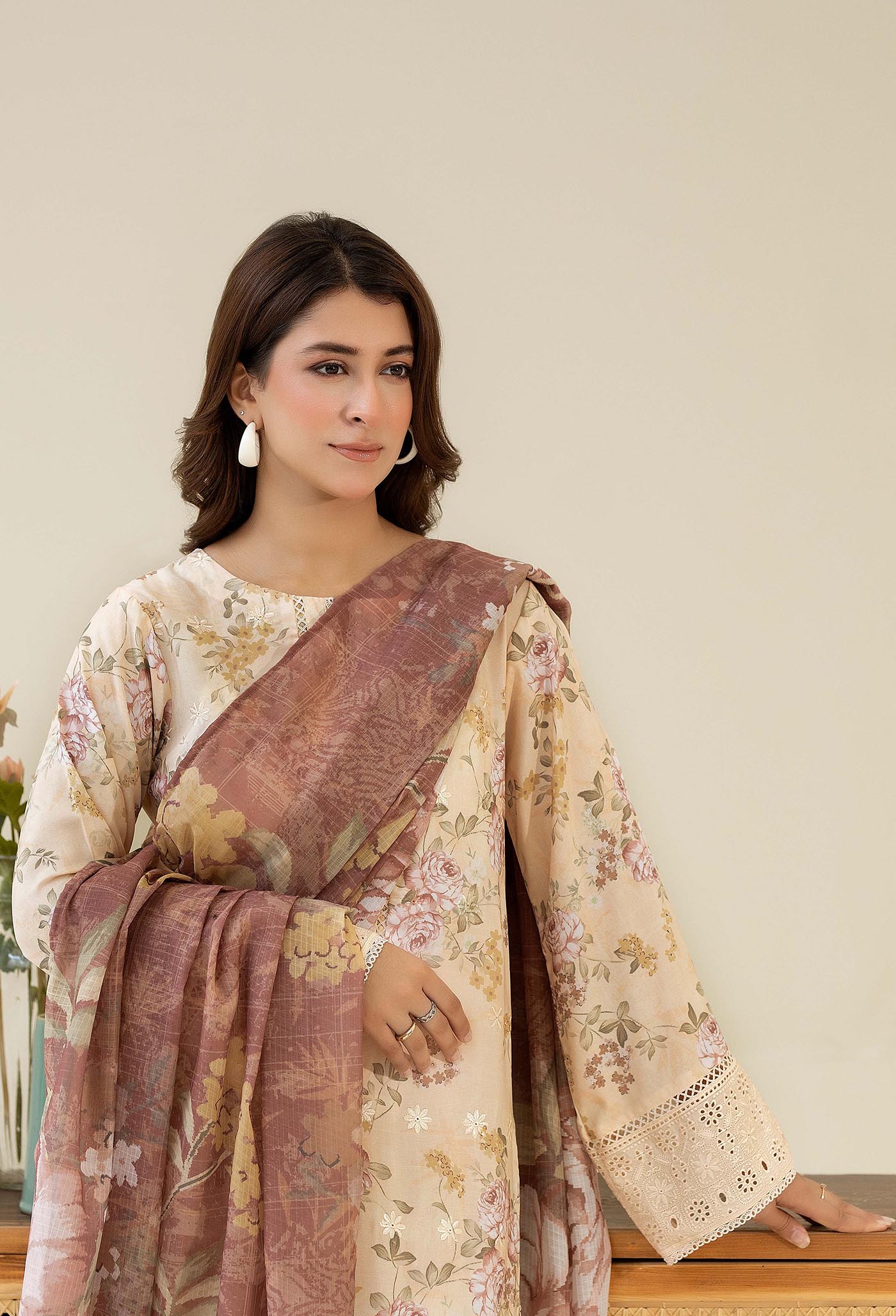 CHIKANKARI SATIN 02 - Image 2