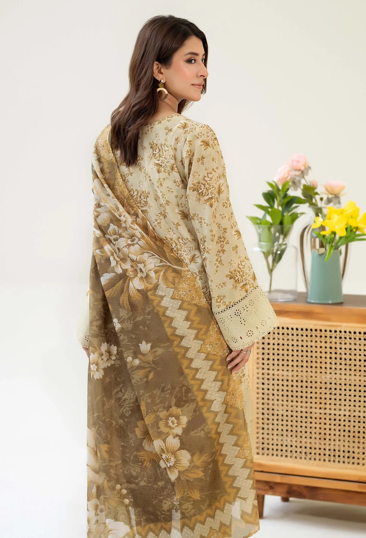 CHIKANKARI SATIN 03 - Image 3