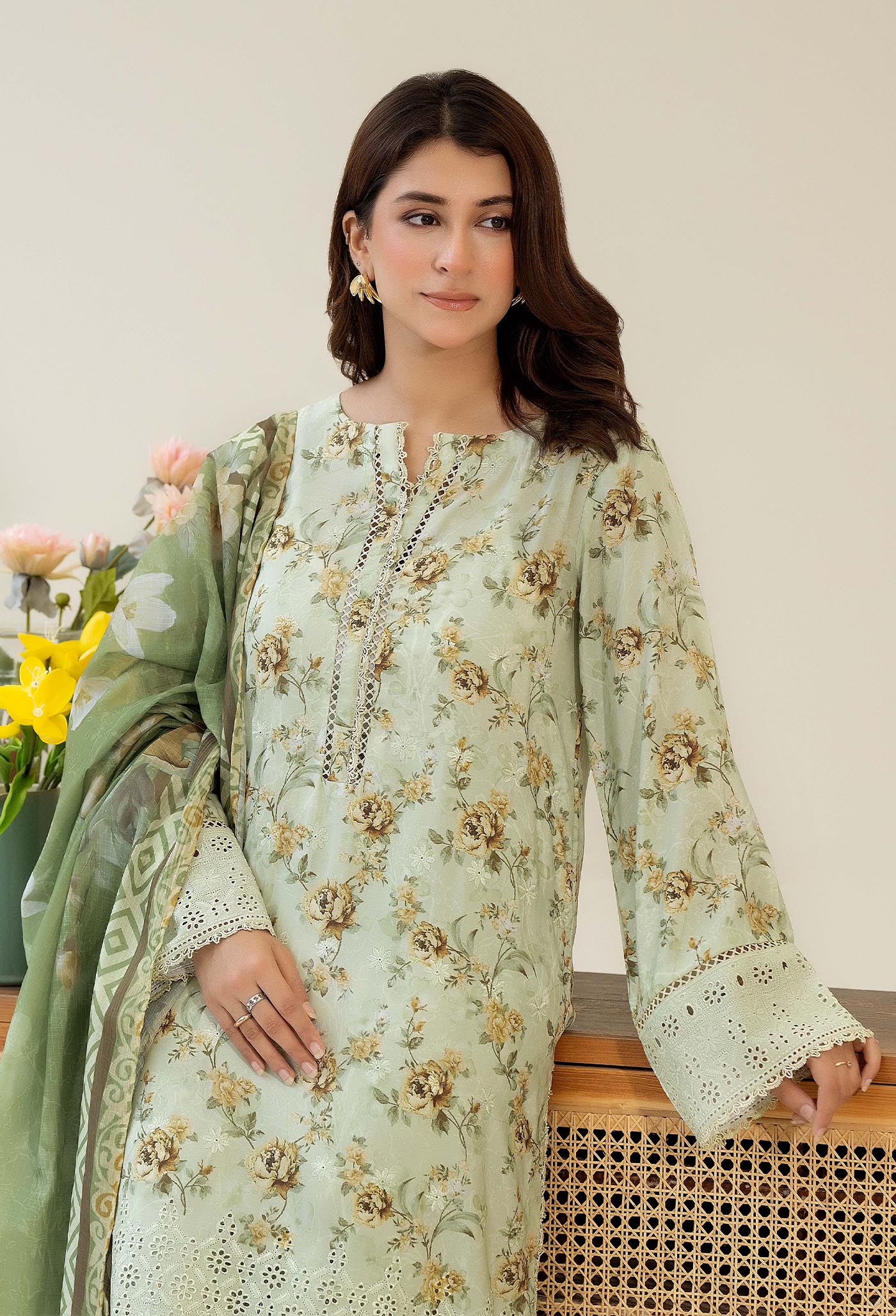 CHIKANKARI SATIN 04 - Image 3
