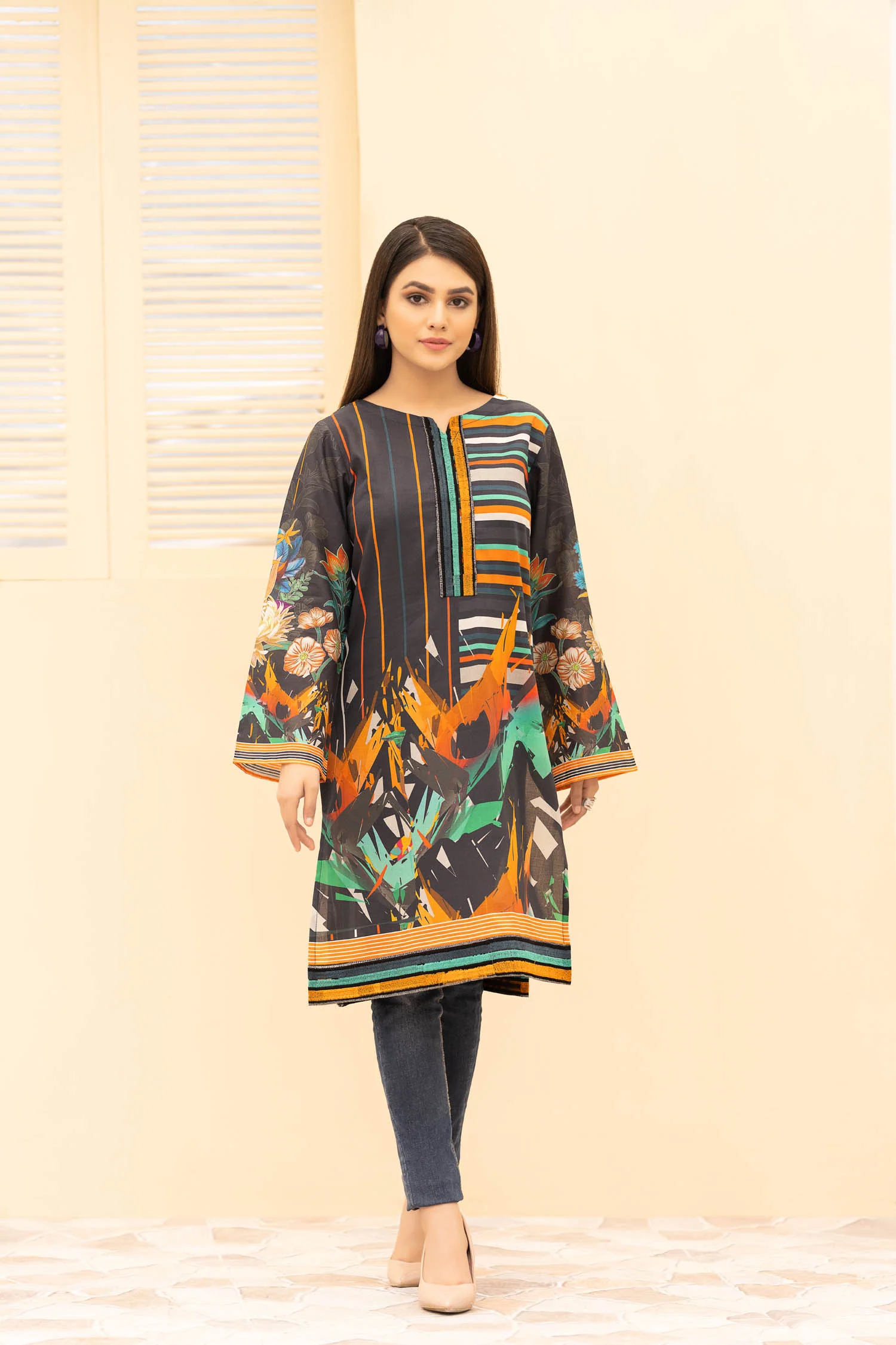 Cilka - Digital Printed Stitched Lawn Kurti