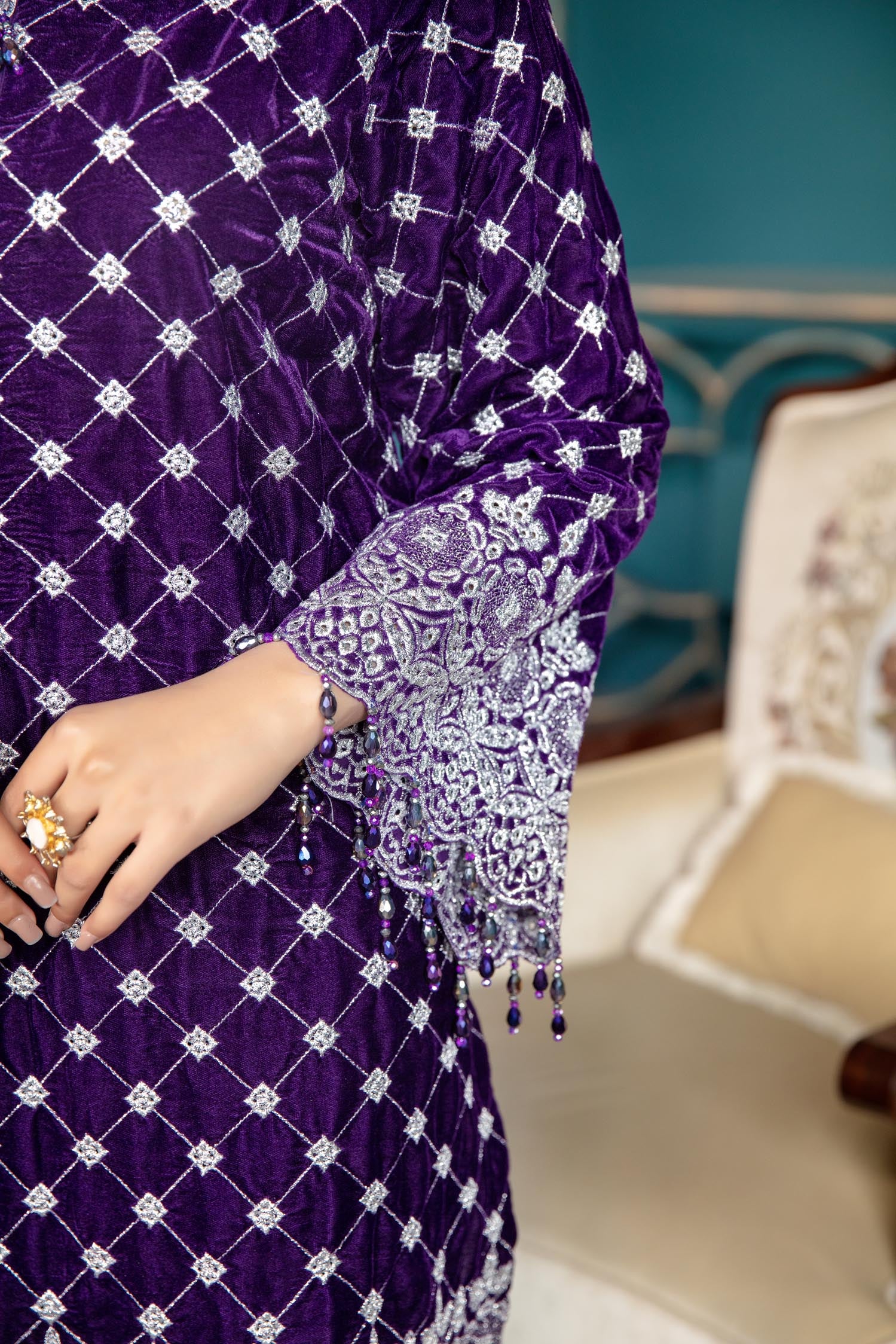 Clematis - Embroidered Velvet 3 piece - Image 4