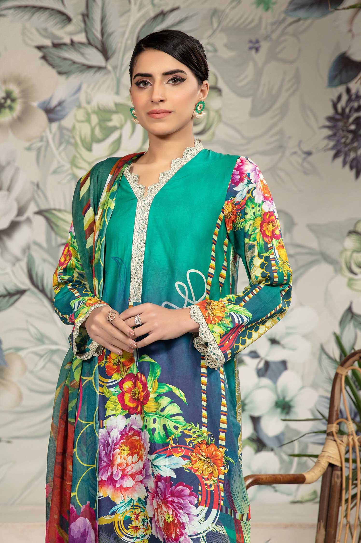 Dark Forest - Printed & Embroidered Lawn 3PC - Image 3