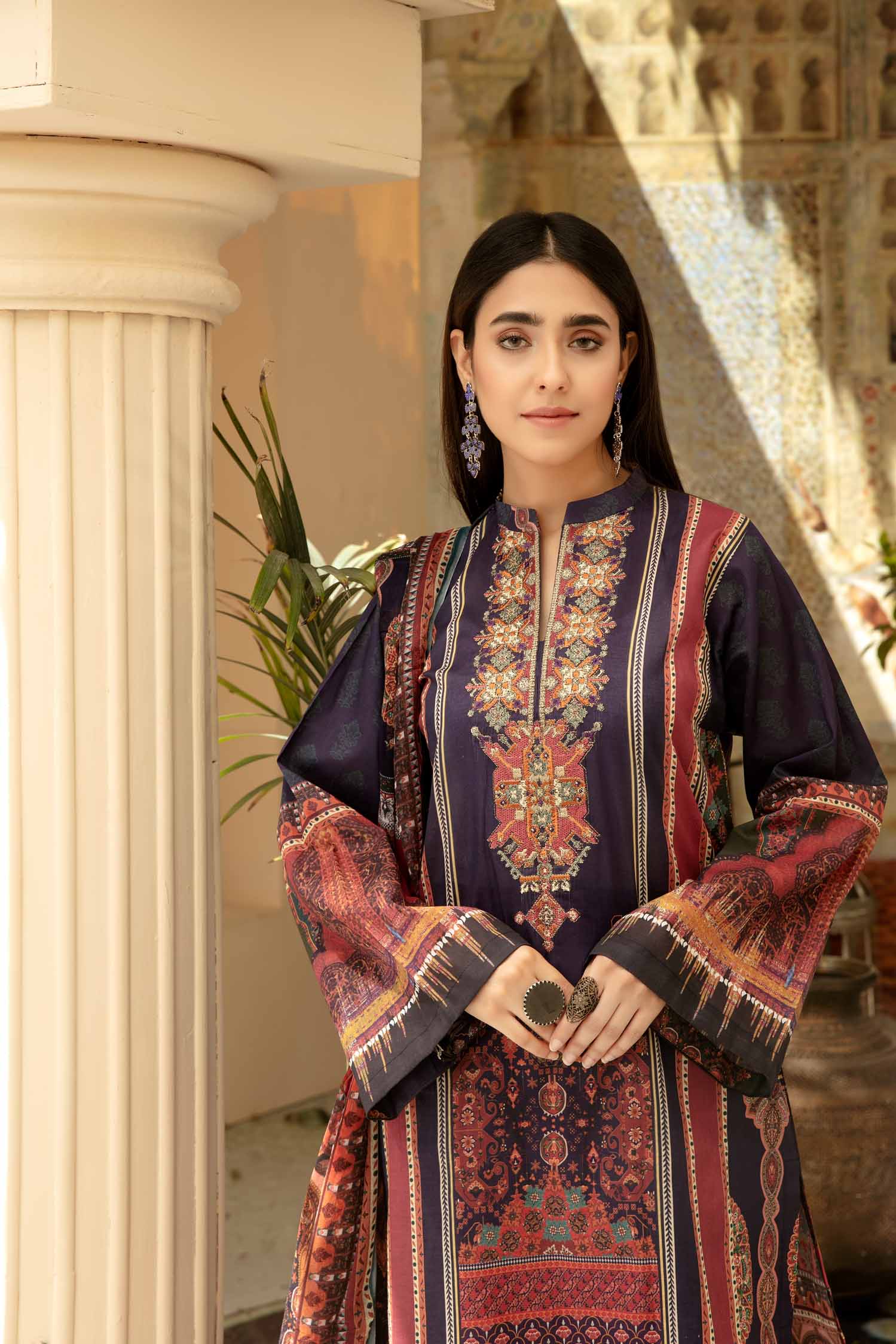 Dark Win - Digital Printed & Embroidered Lawn 3 piece - Image 4