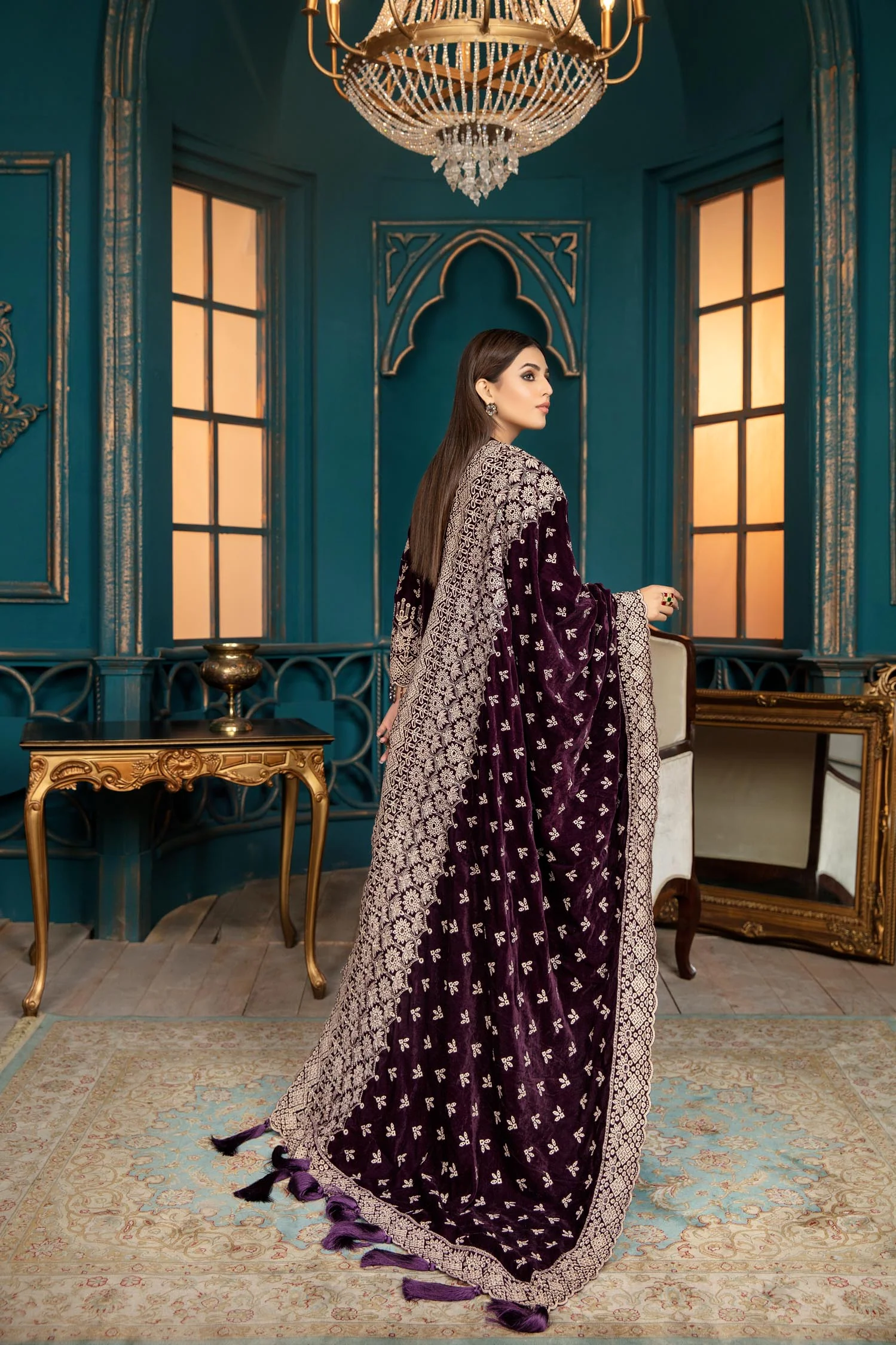 Daylily - Embroidered Velvet 3 piece - Image 2