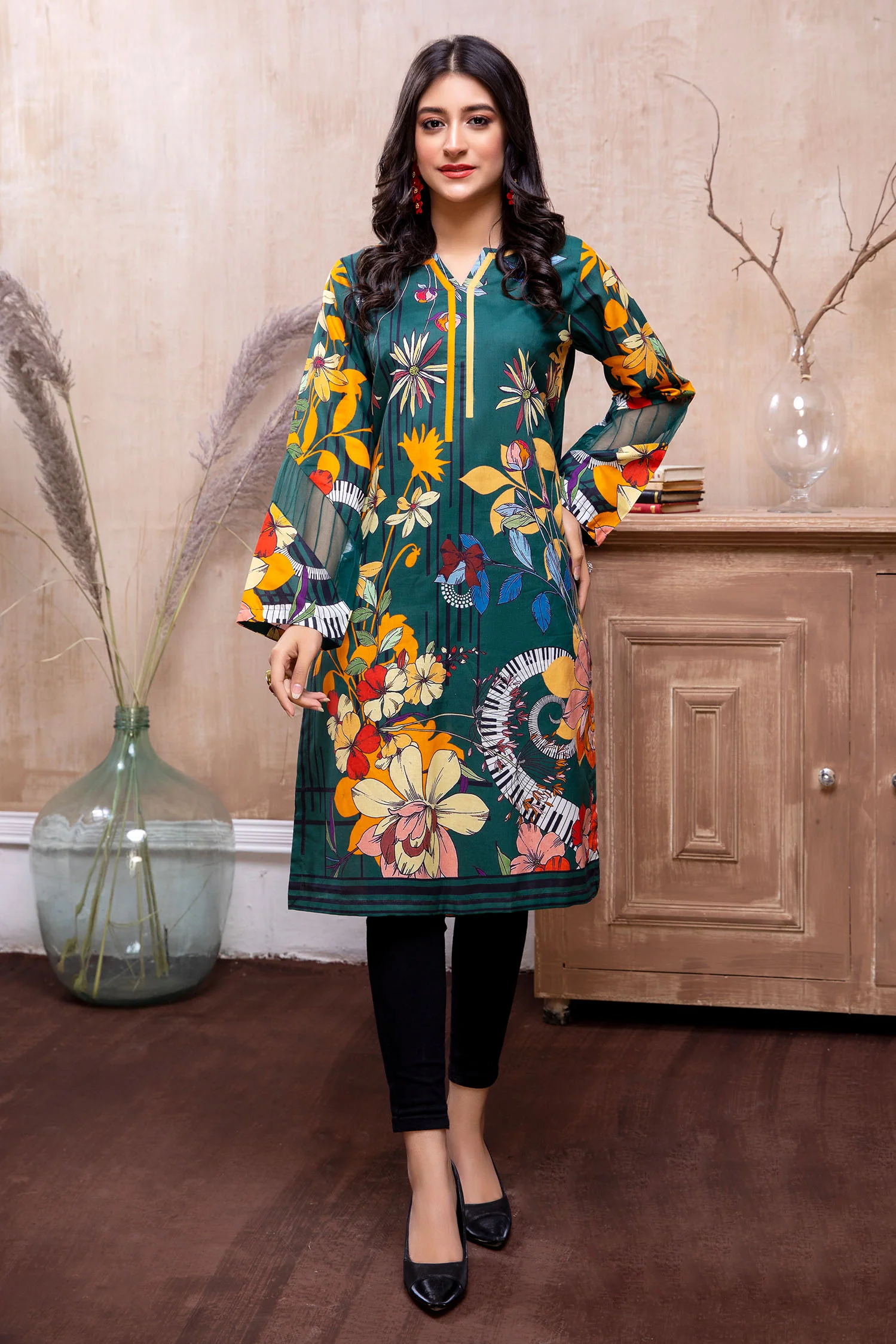 Dazlin - Printed Cambric Stitched Kurti