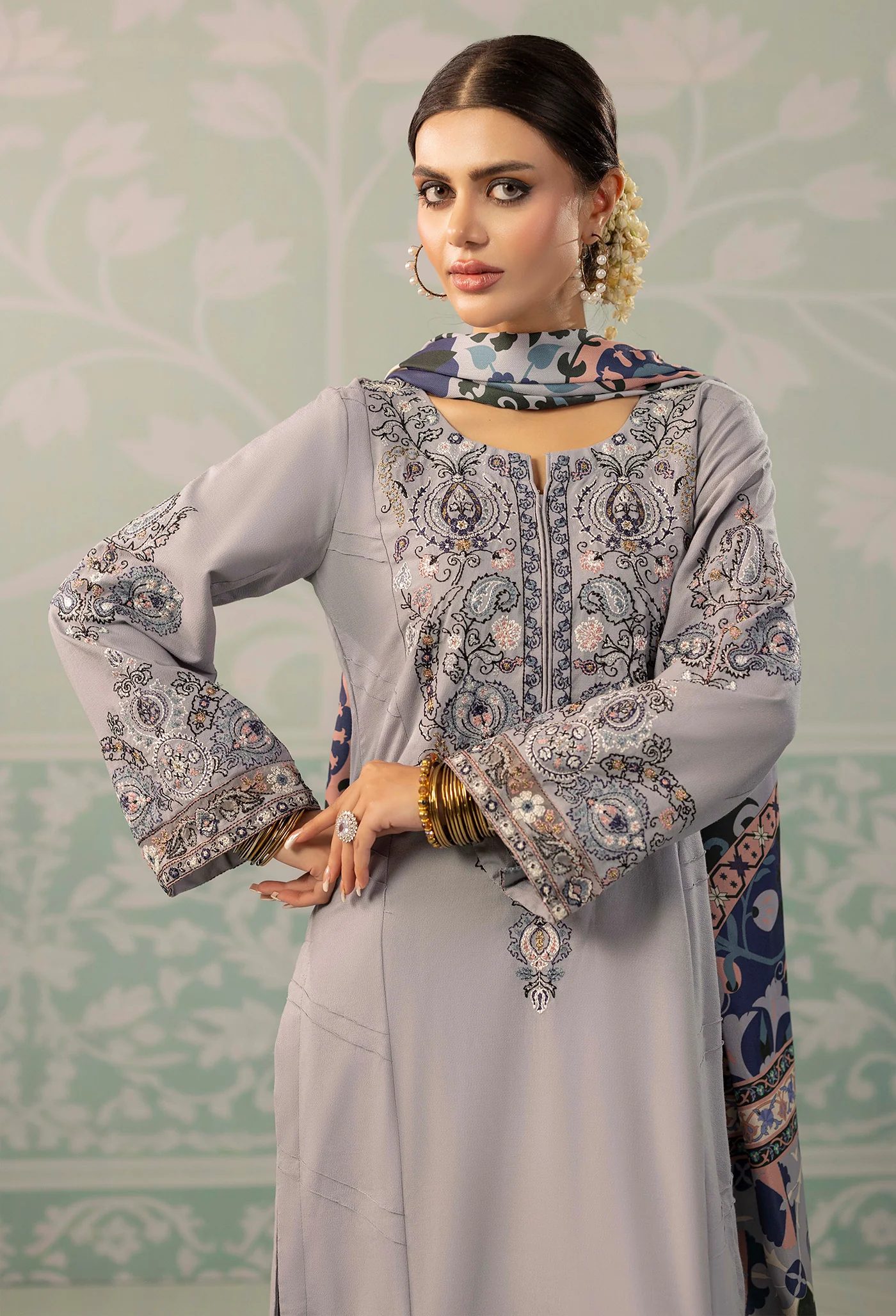 DHANAK 7933