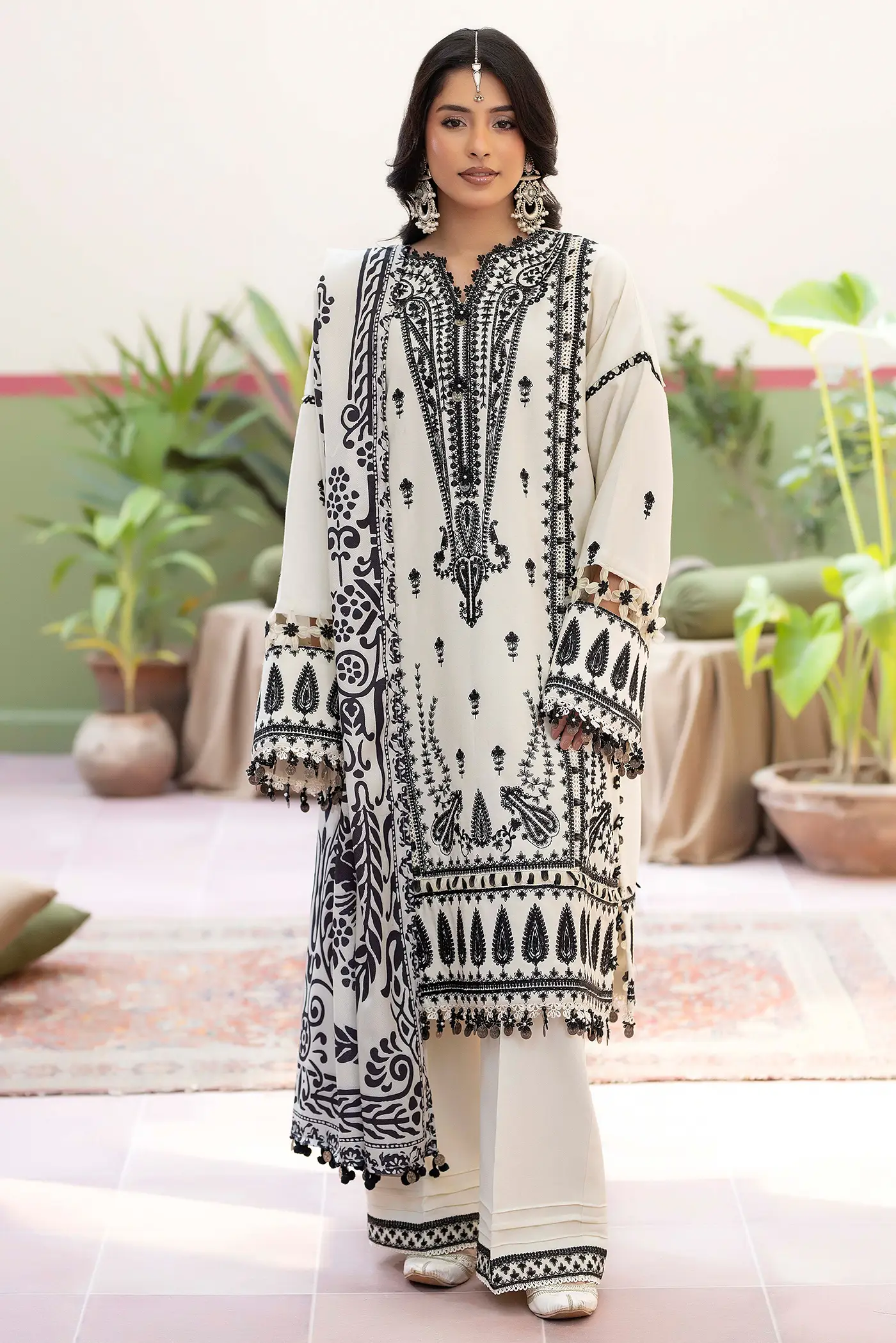 DHANAK 8011