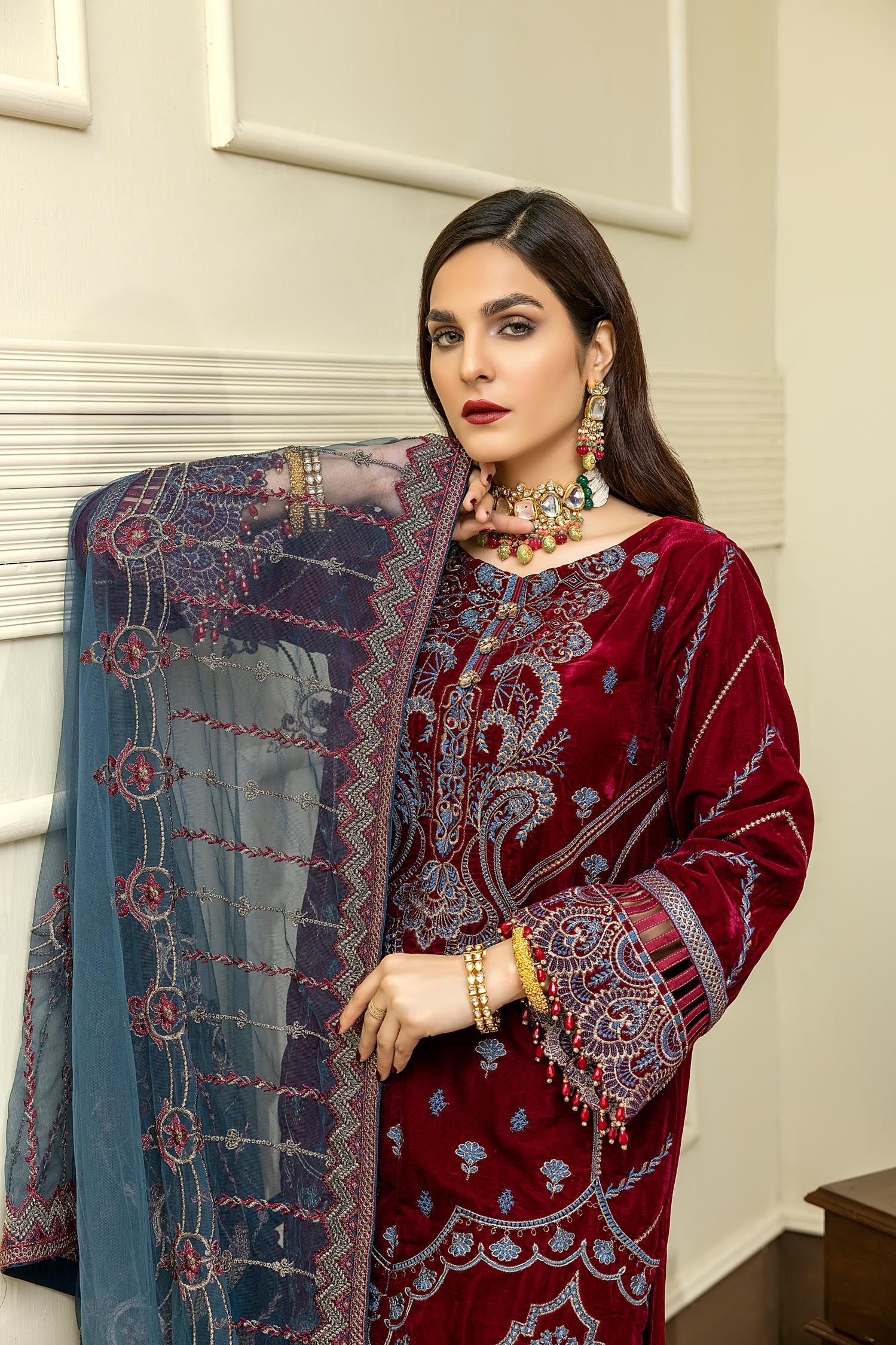 Diantus - Embroidered Velvet 3PC - Image 3
