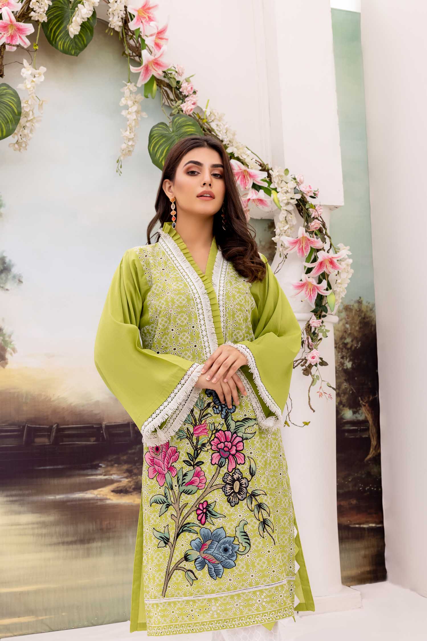 Discerning - Embroidered Schiflli Lawn Stitched - Image 3