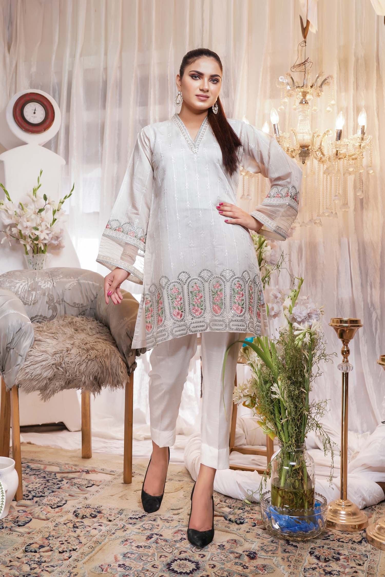 Disown - Embroidered Paper Silk Stitch Kurti - Image 3