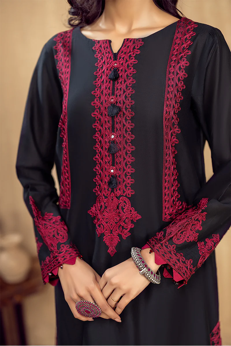 Eigene - Stitched Embroidered Lawn 2PC - Image 4