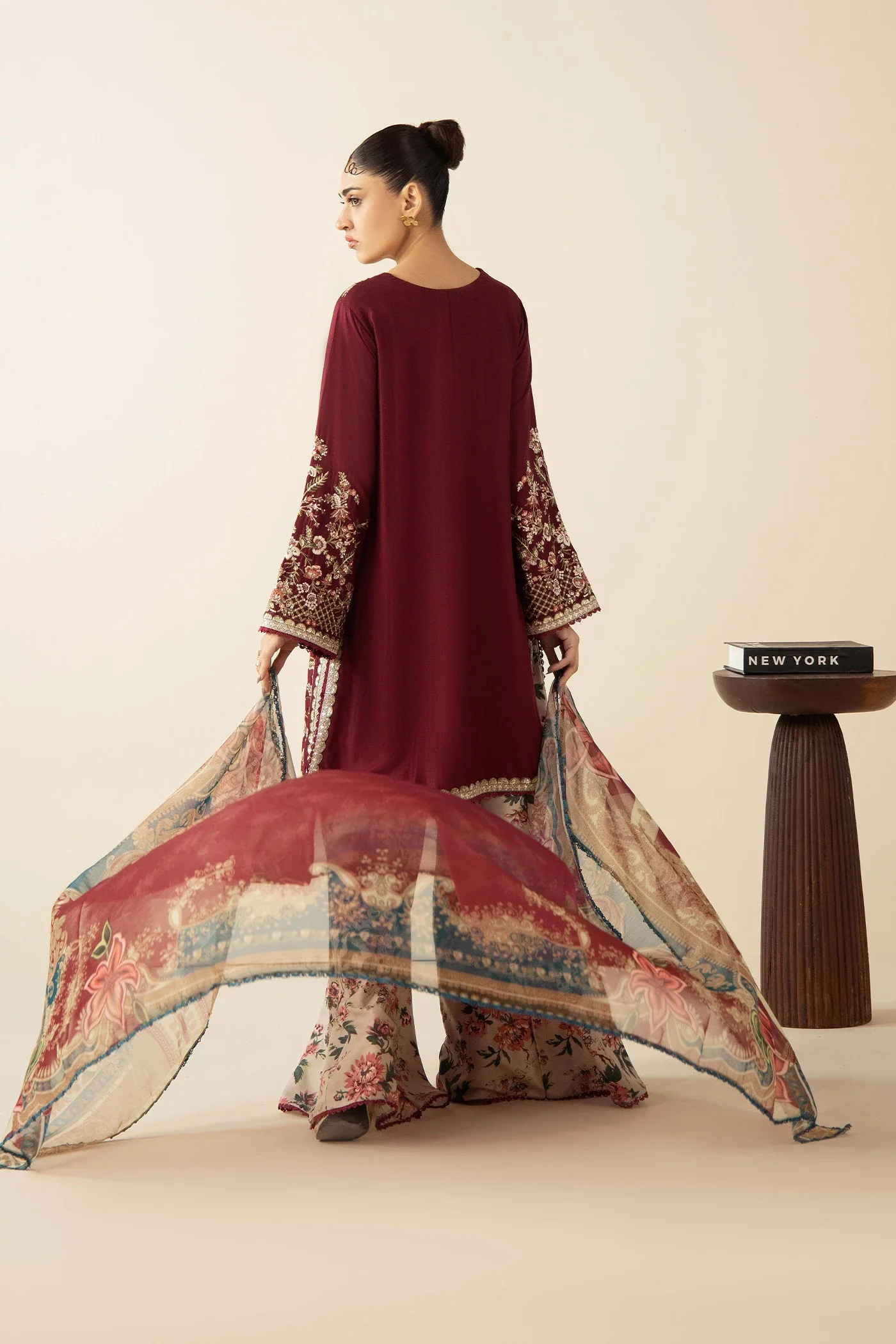 EMB LINEN 1582 - Image 4
