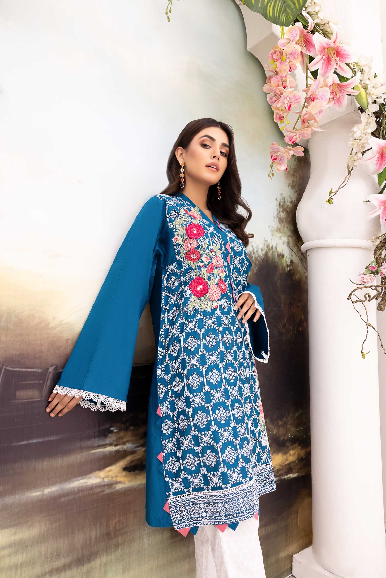 Enchanting - Embroidered Schiflli Lawn Stitched - Image 2