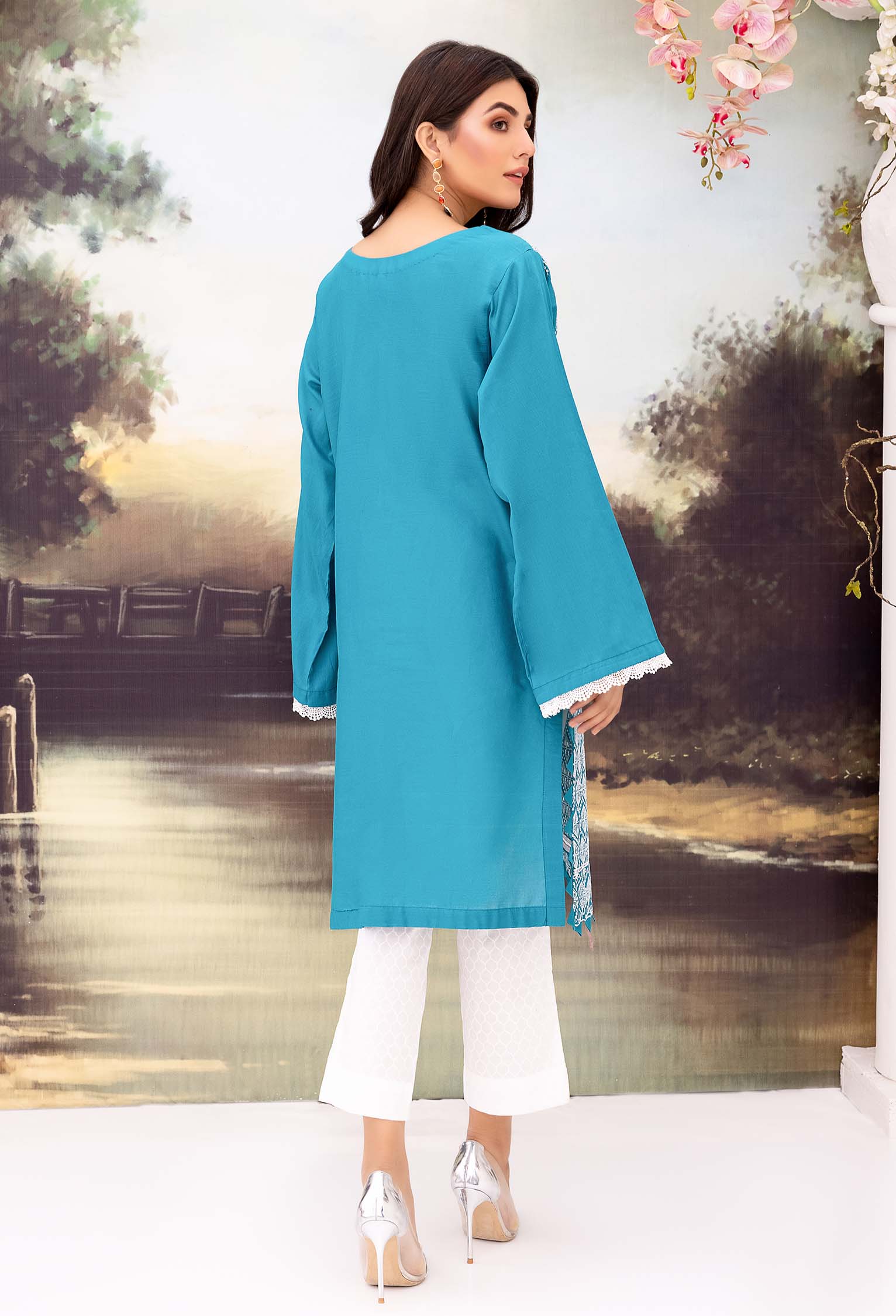 Enticing - Embroidered Schiflli Lawn Stitched - Image 2