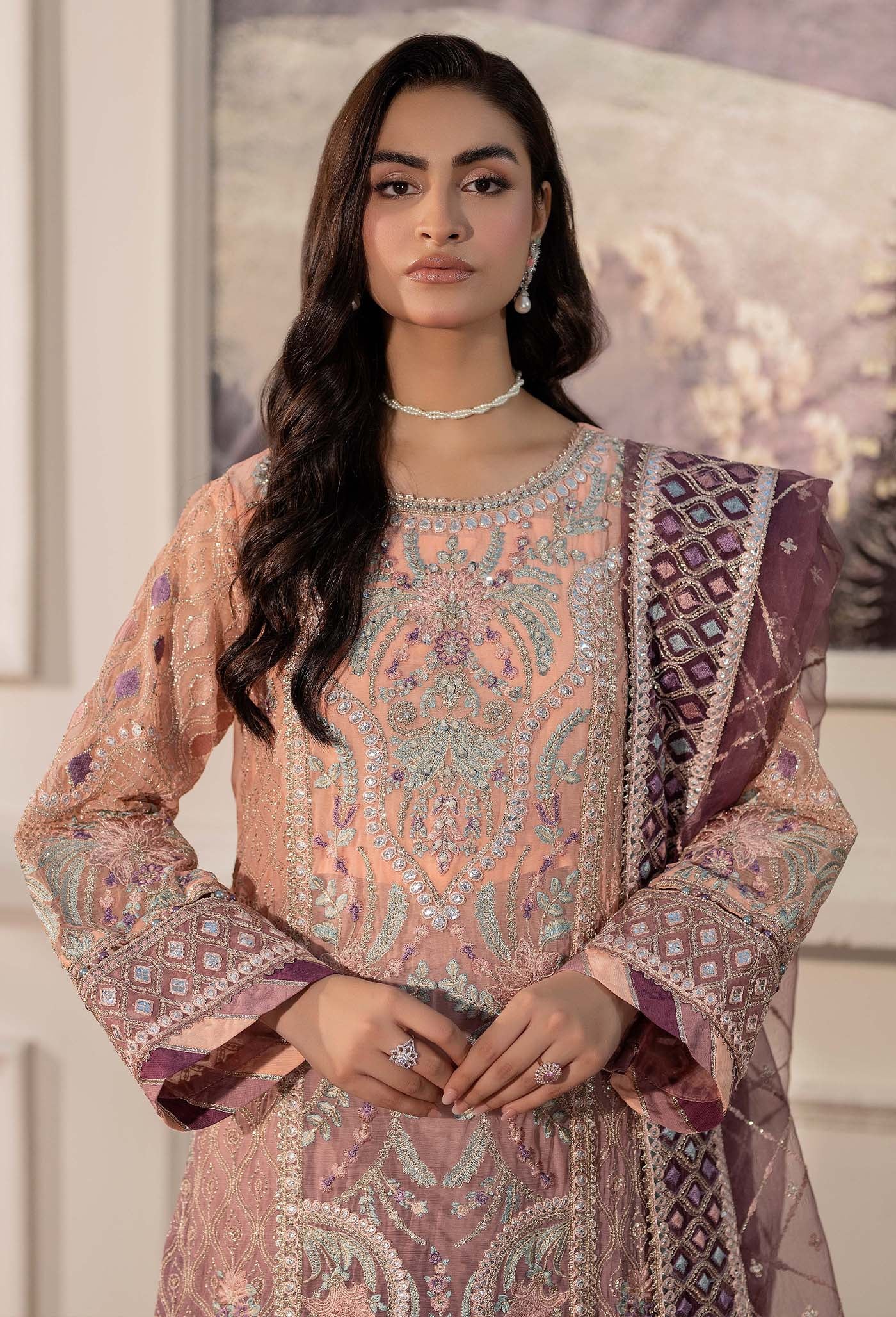 ESSENCE 1112 - Image 3