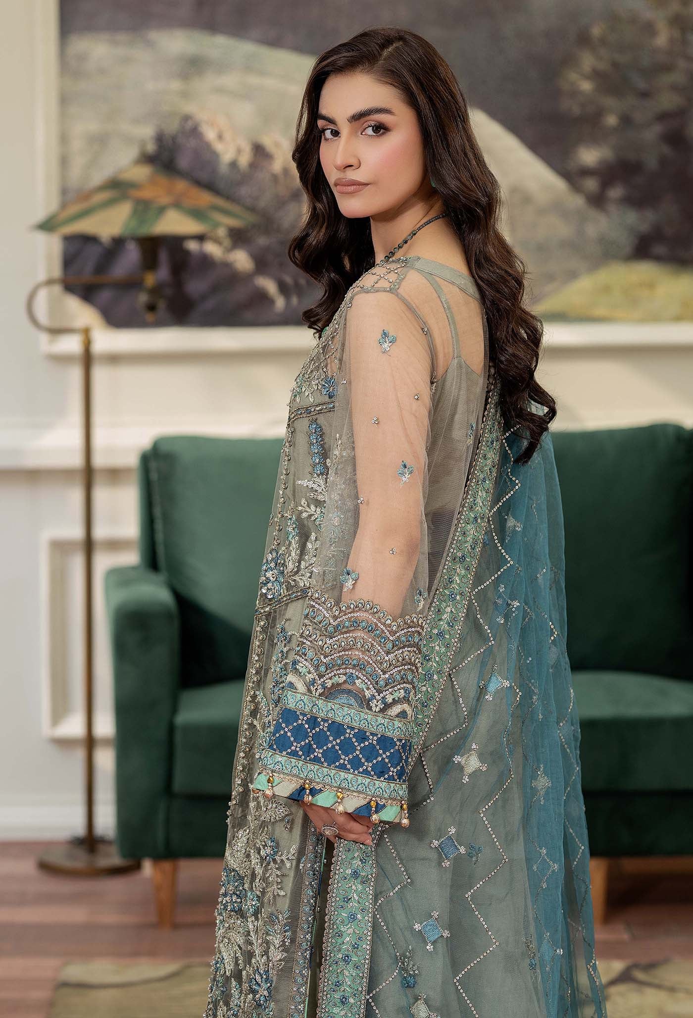 ESSENCE 1120 - Image 2