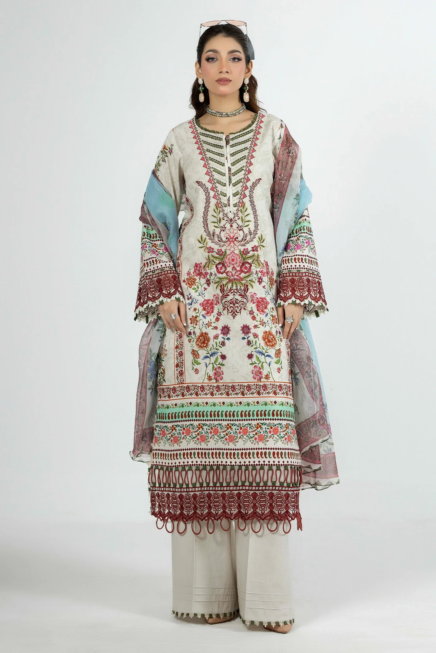 ETHNIC 1662