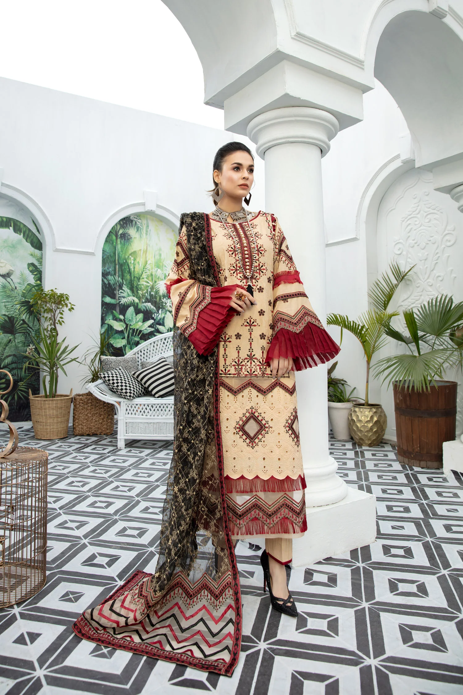 Ethnic Looks - Image 4
