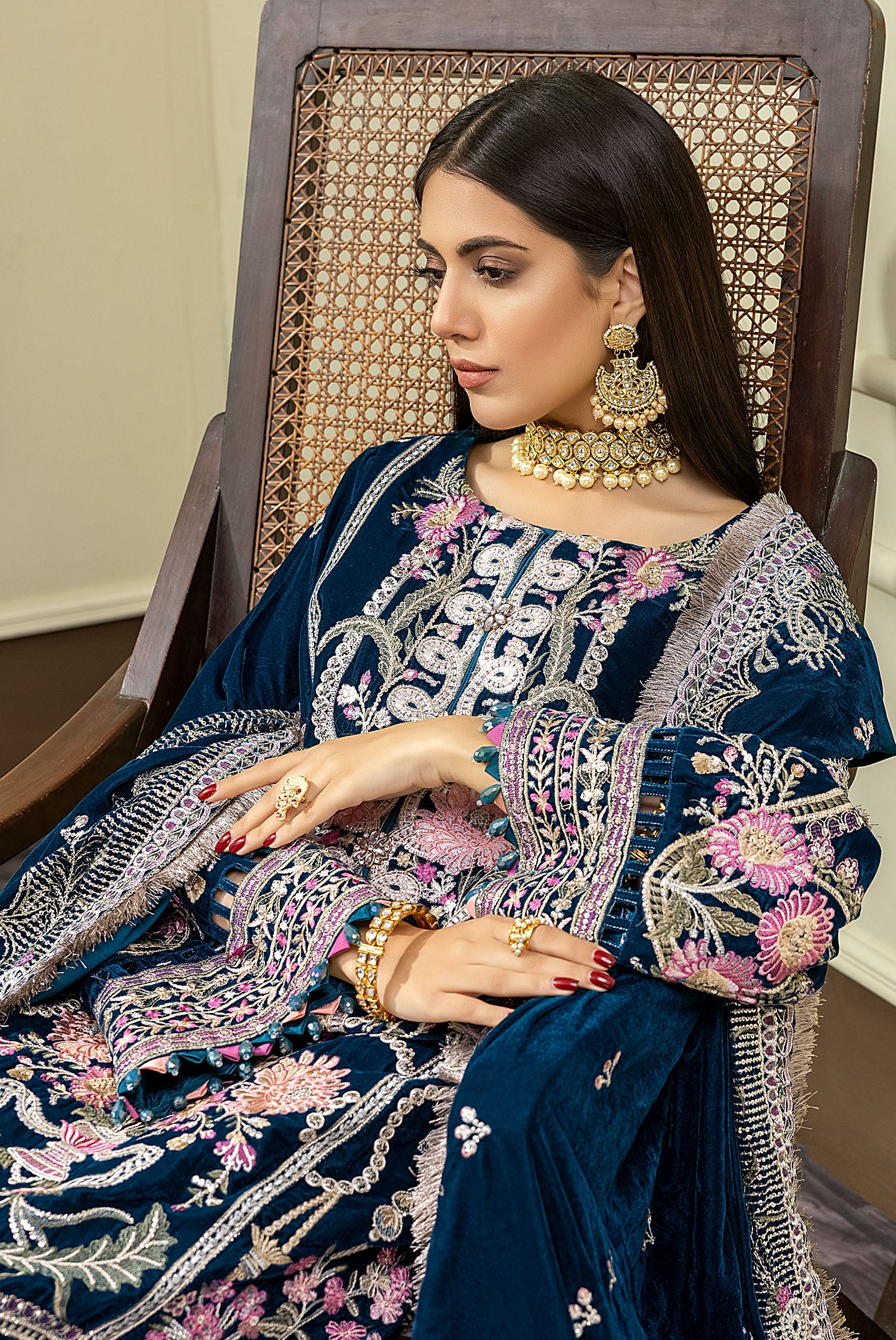 Flory Drop - Embroidered Velvet 3PC - Image 4