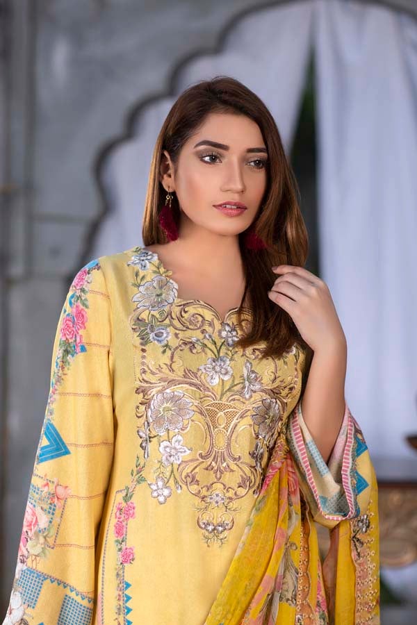 Golden Grass Digital Printed & Embroidered Karandi 3PC - Image 3
