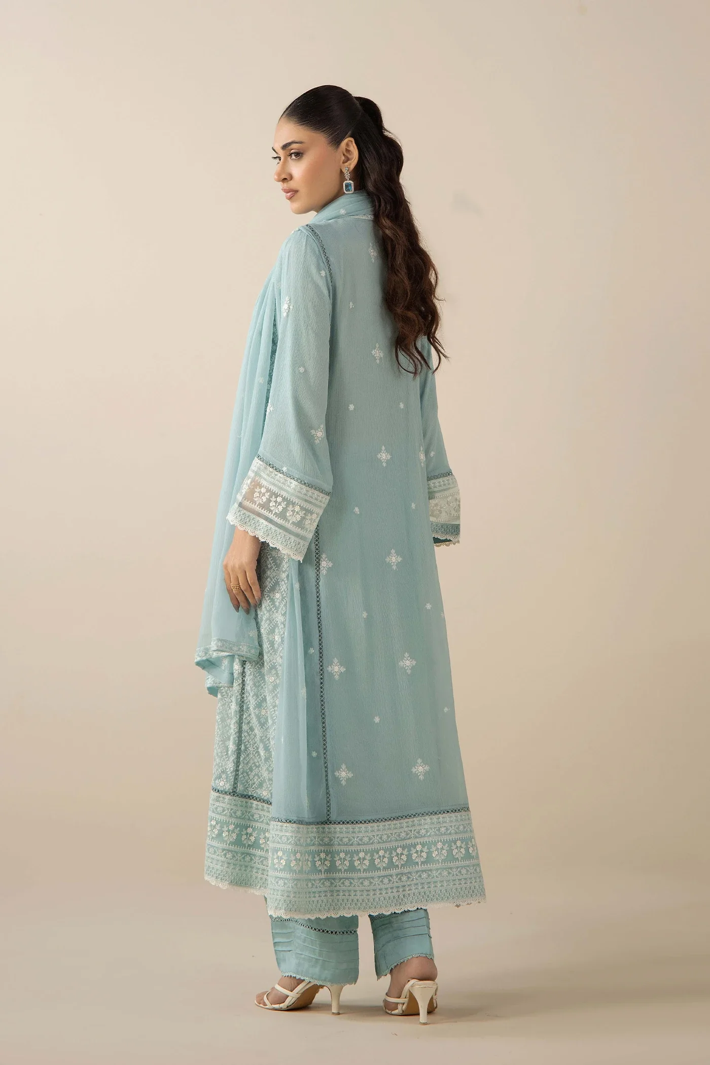 GOWN 1568 - Image 3