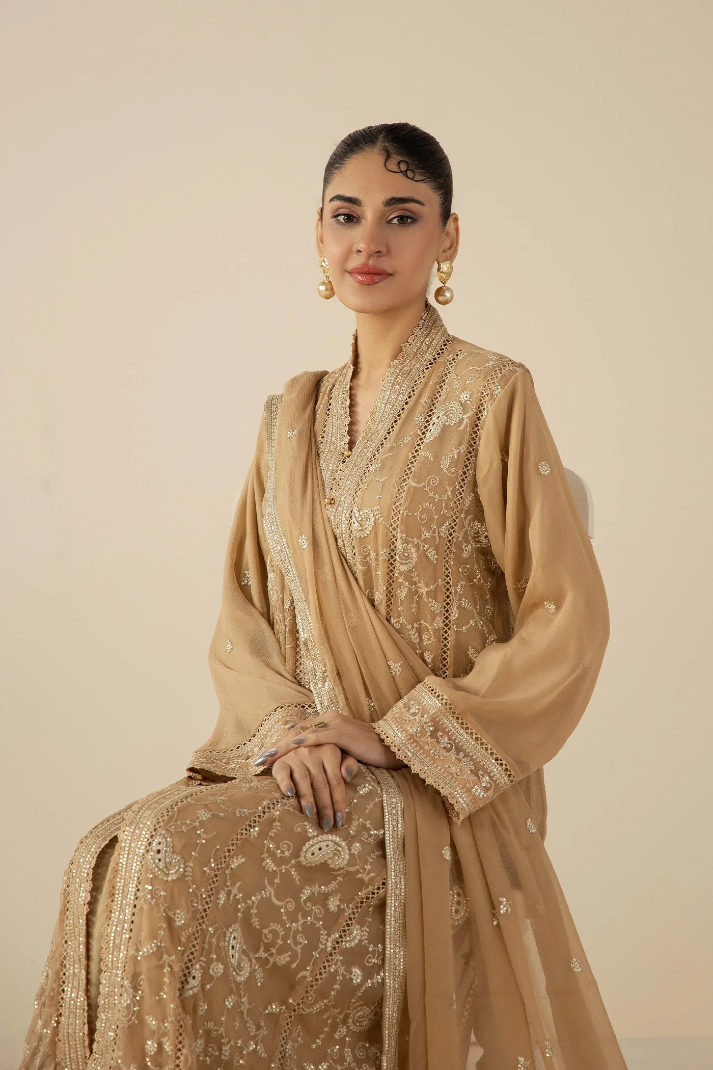 GOWN 1573 - Image 2