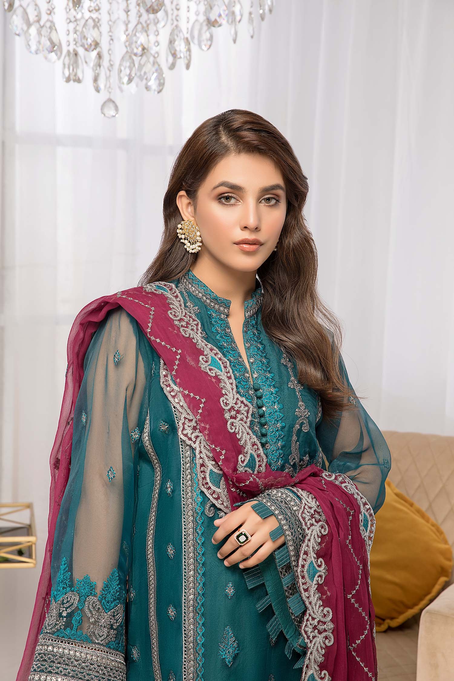 Gracious - Luxury Pret 4PC - Image 3