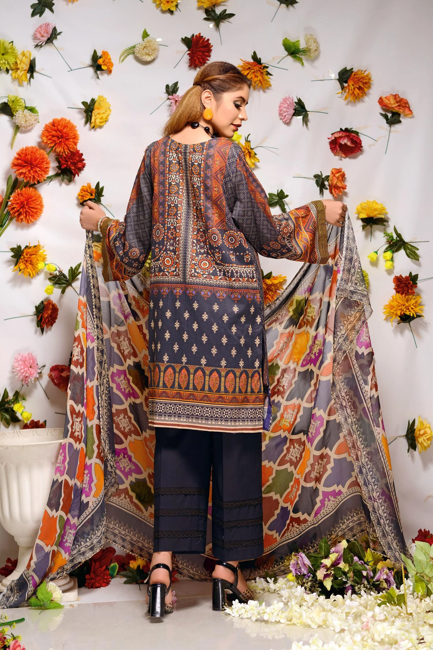 Haizea - Digital Printed and Embroidered Lawn 3PC - Image 2