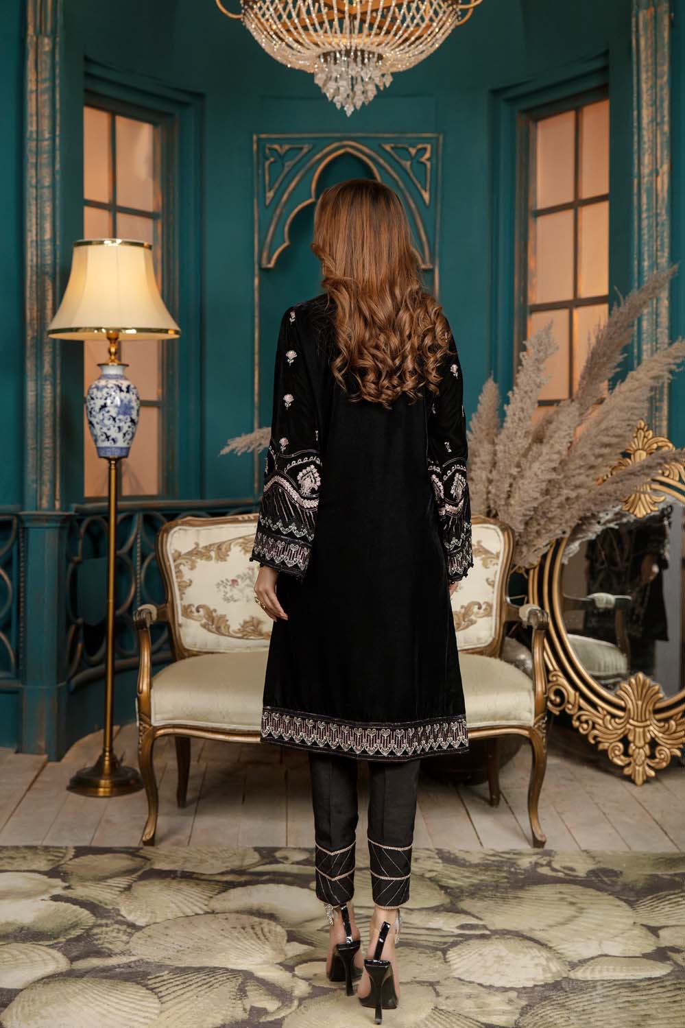 Harvid - Stitched Embroidered Velvet 2PC - Image 2
