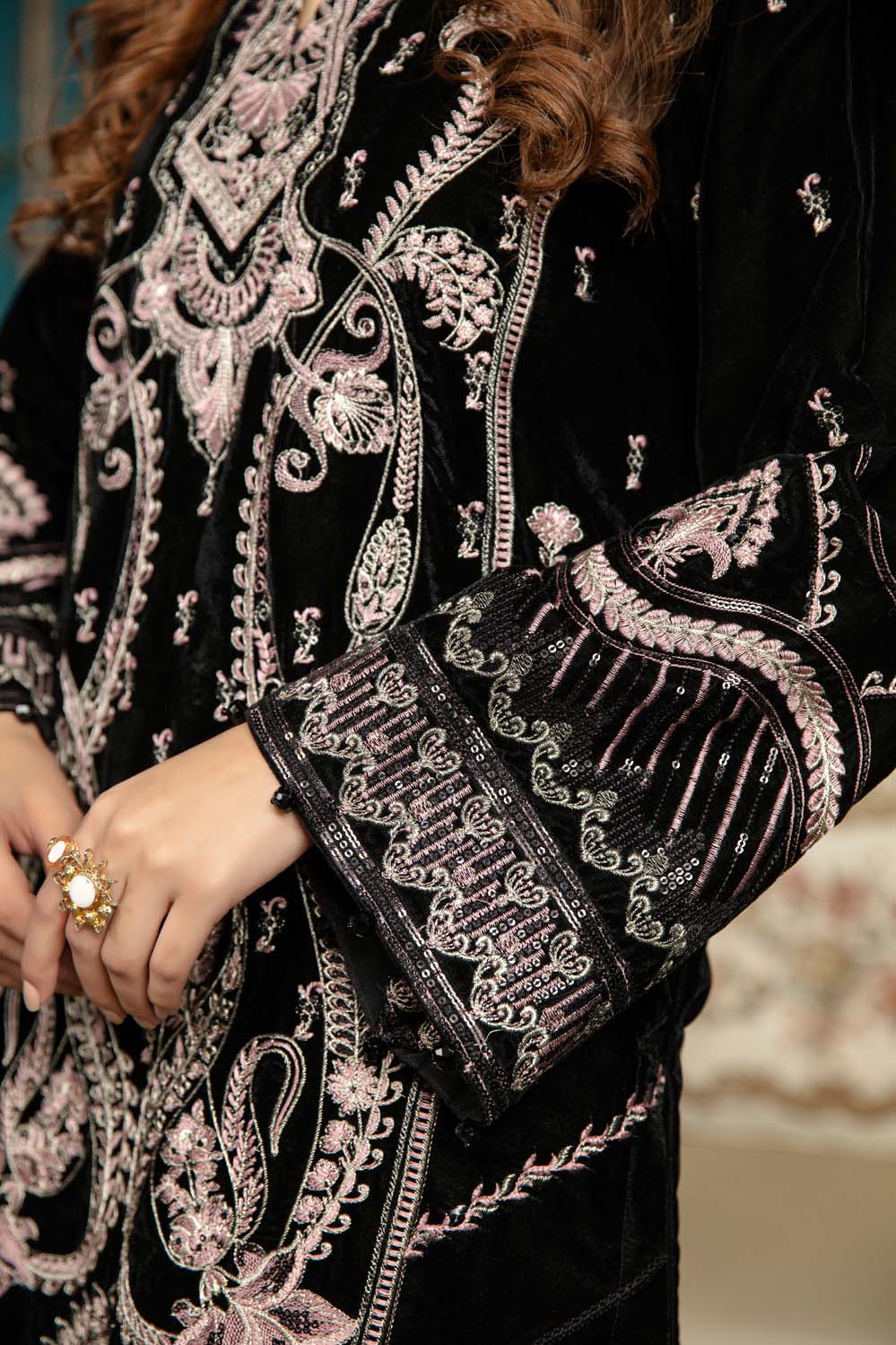 Harvid - Stitched Embroidered Velvet 2PC - Image 6