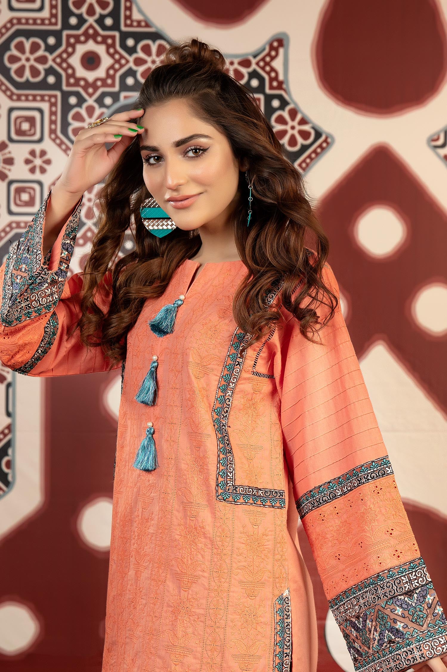 Hit Pink - Exclusive Embroidered Lawn Stitch Kurti - Image 3