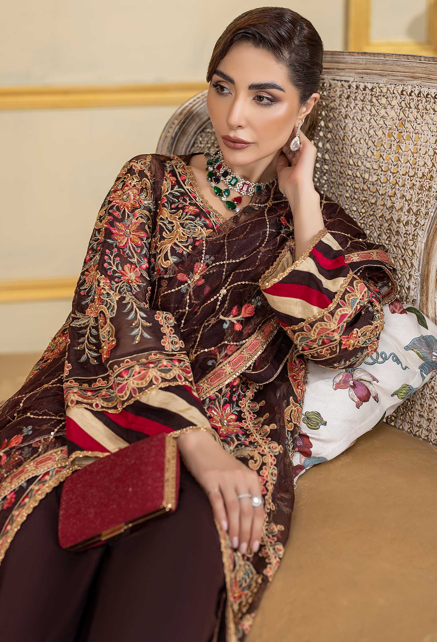 Imperial Era - Embroidered Organza Stitched - Image 4