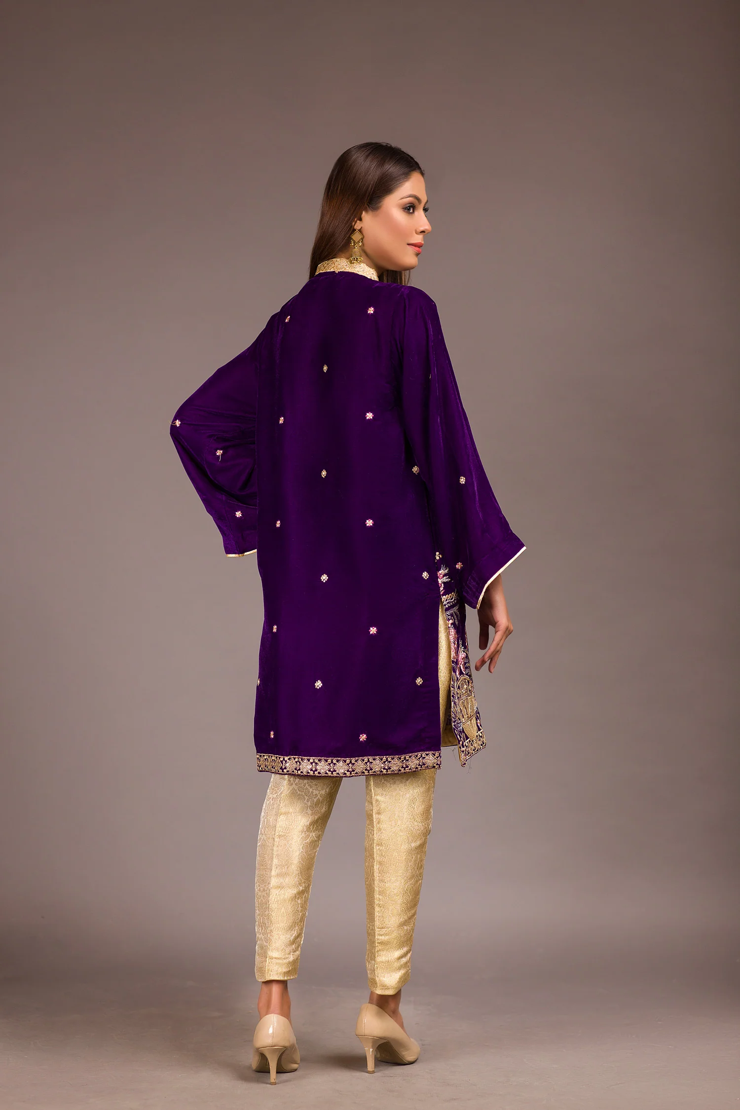 Ingoli - Embroidered Velvet Unstitch Kurti - Image 2