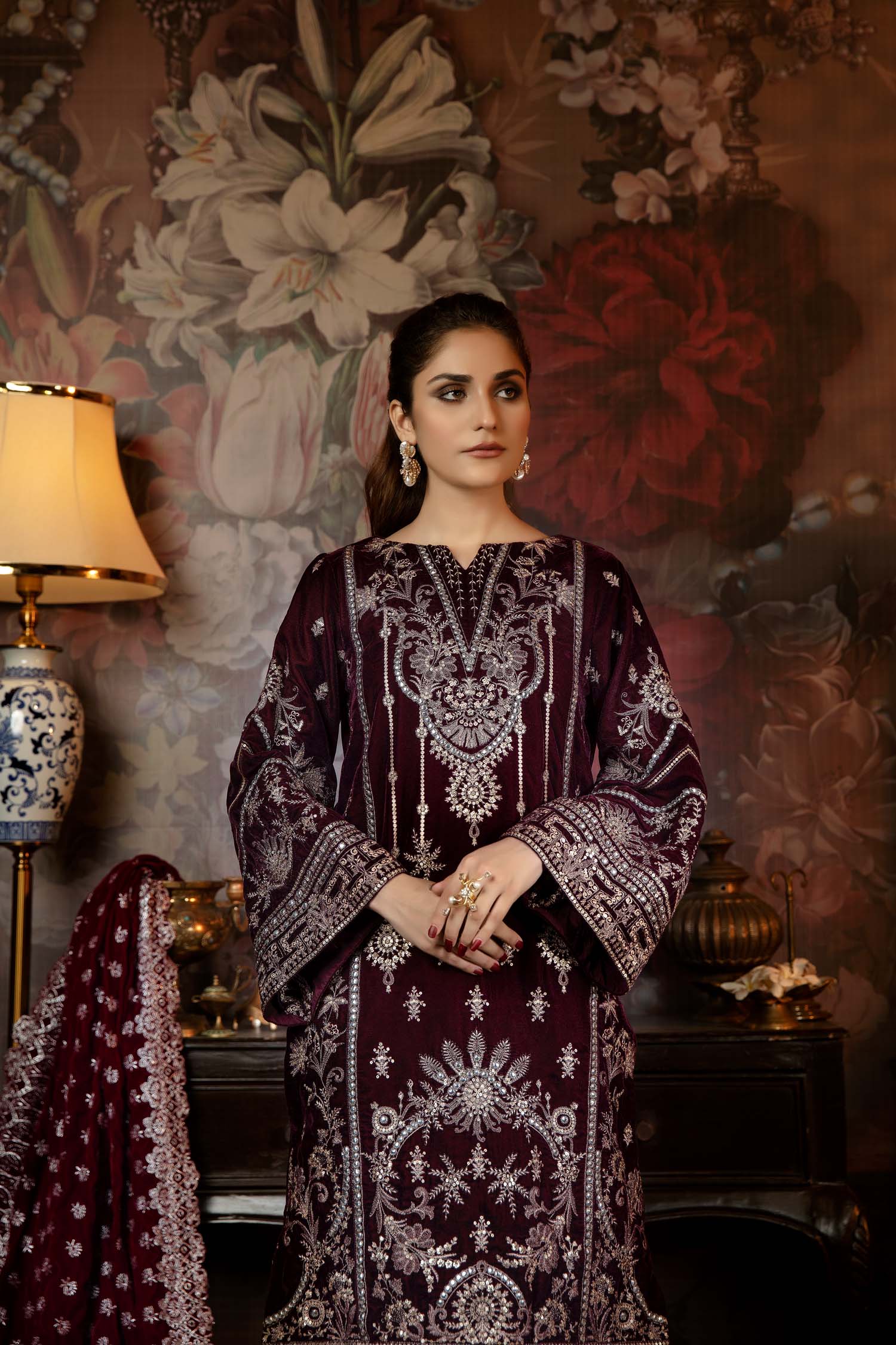Jecht - Embroidered Velvet 2PC Stitched - Image 3