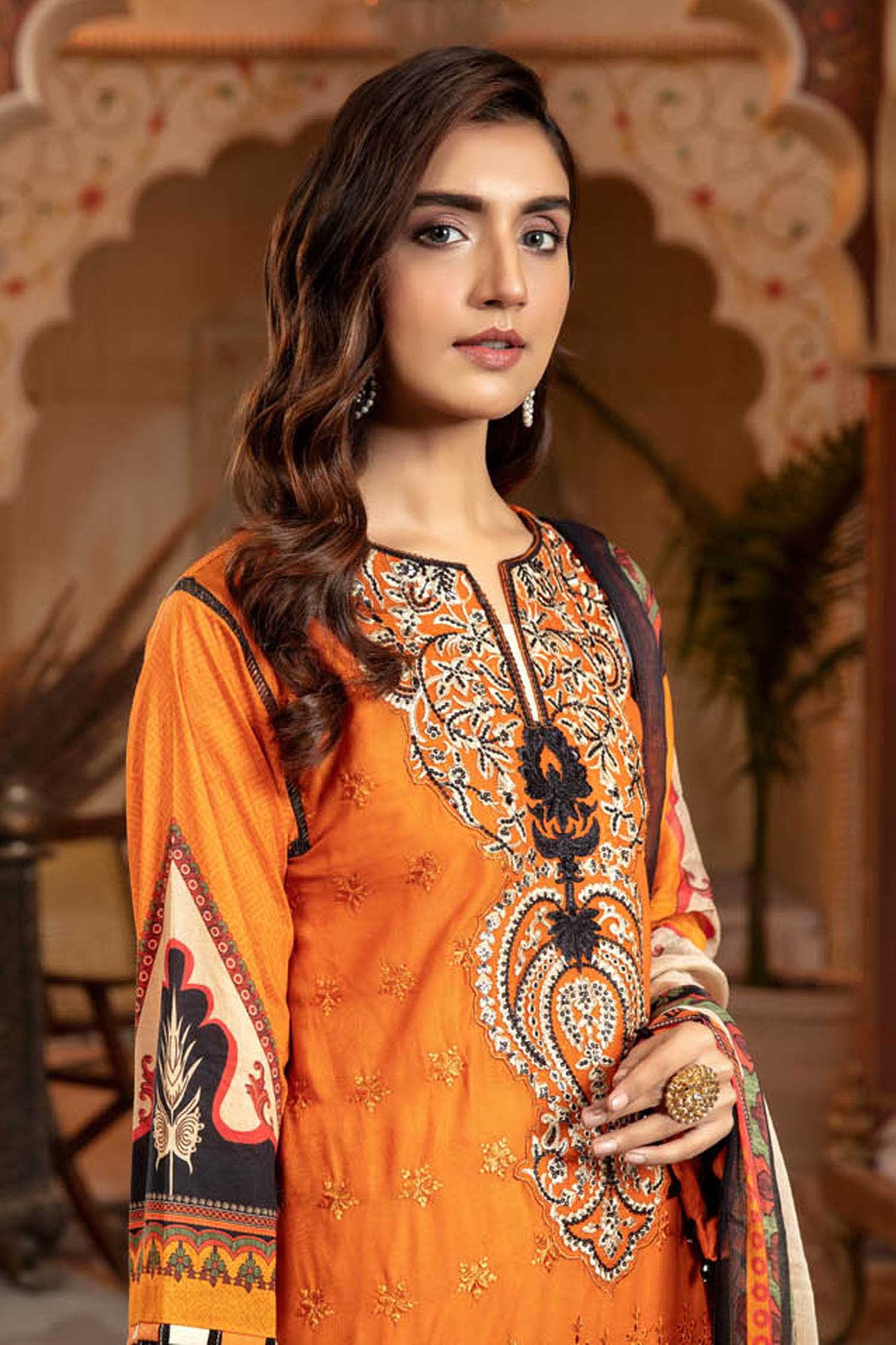 Lantern - Schiffli Embroidered Lawn 3PC - Image 3