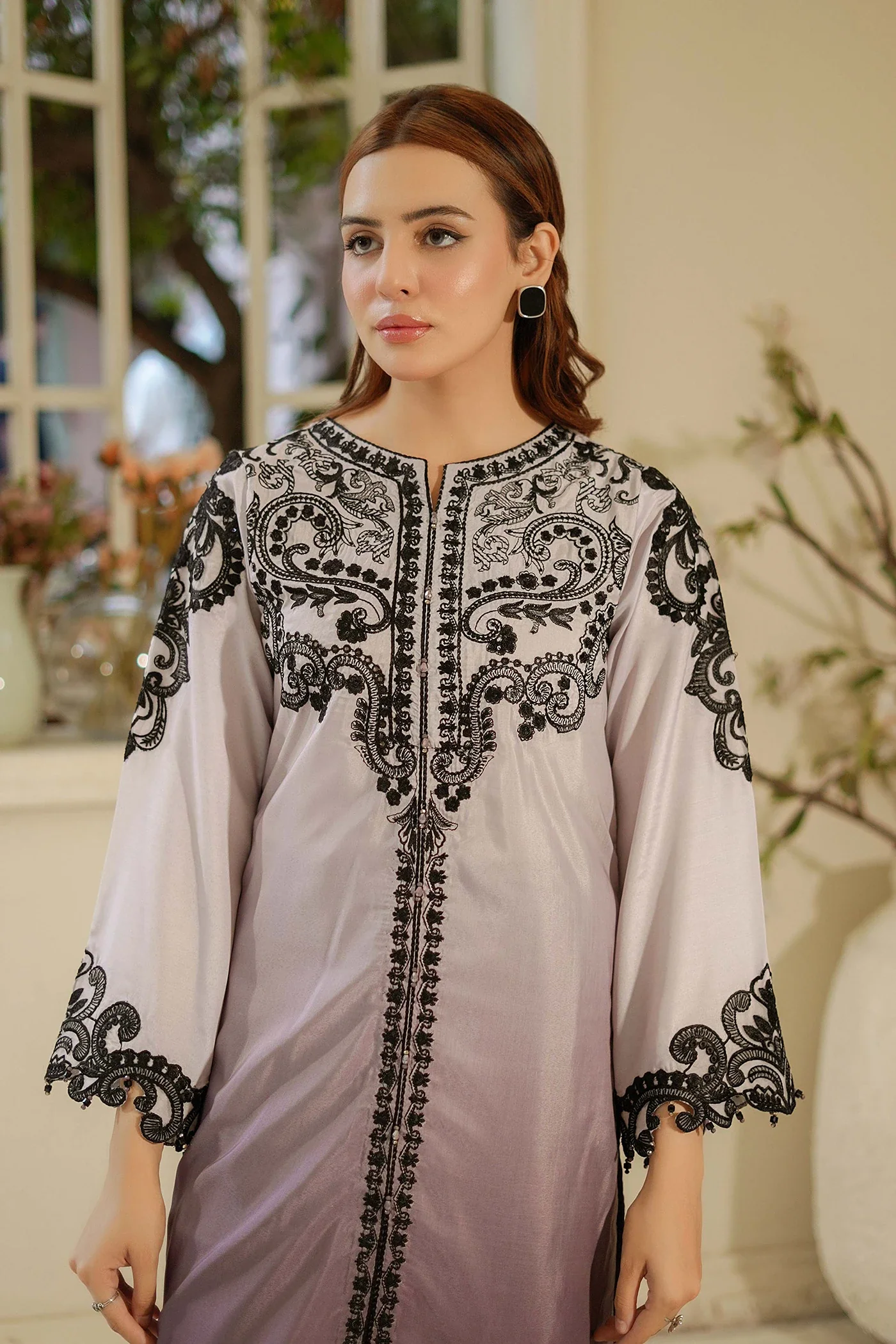 LAWN 1640 - Image 2