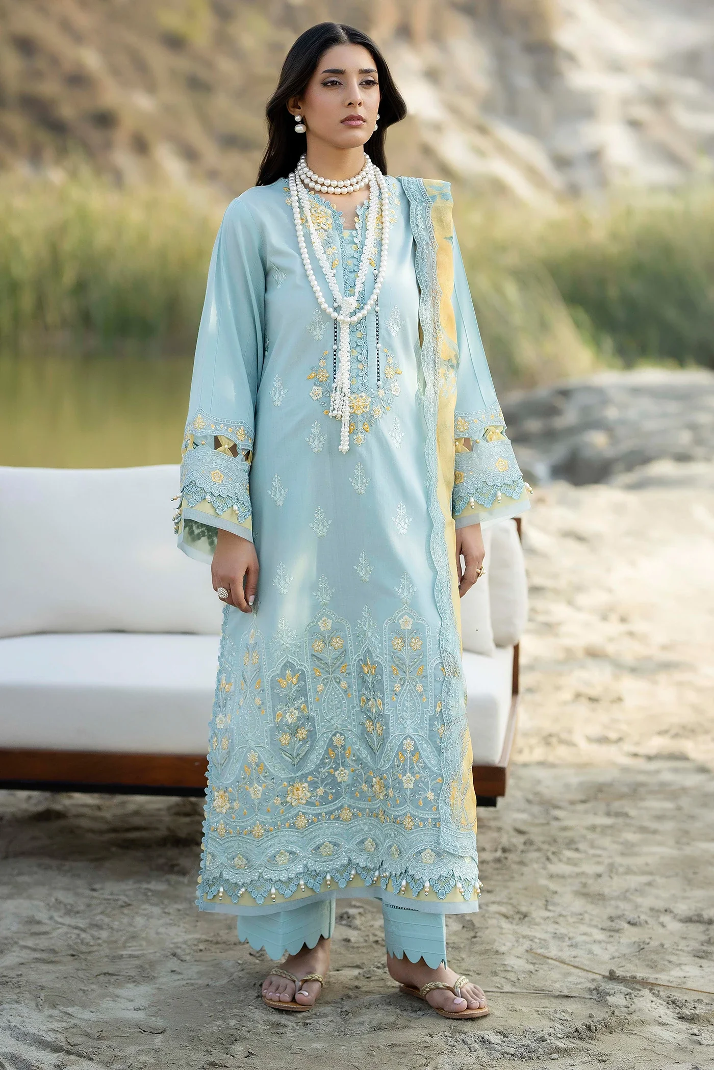 LAWNKARI 1785