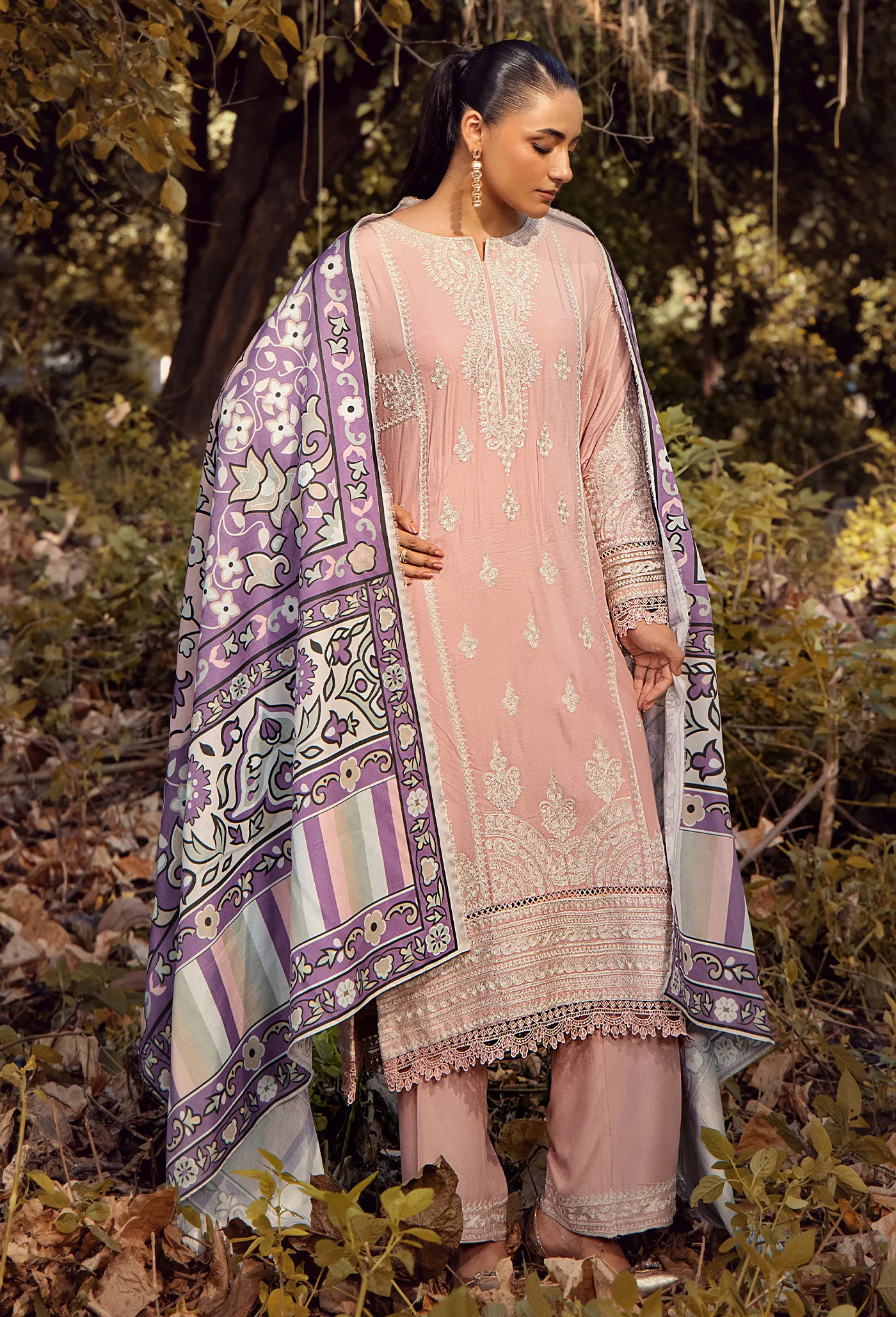 LINEN 7661 - Image 2