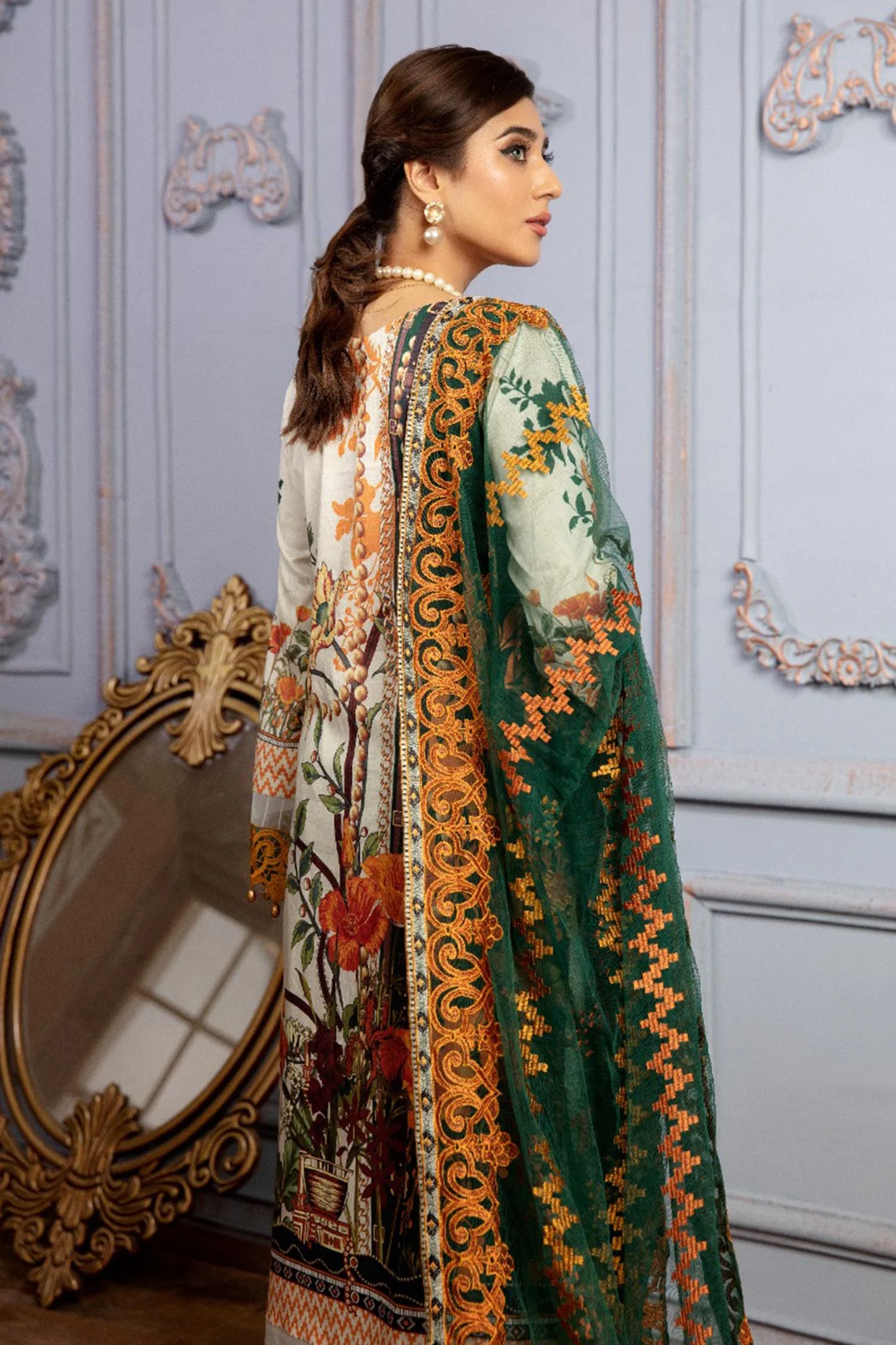 Marchesa - Digital Printed & Schiffli Embroidered Lawn 3PC - Image 2
