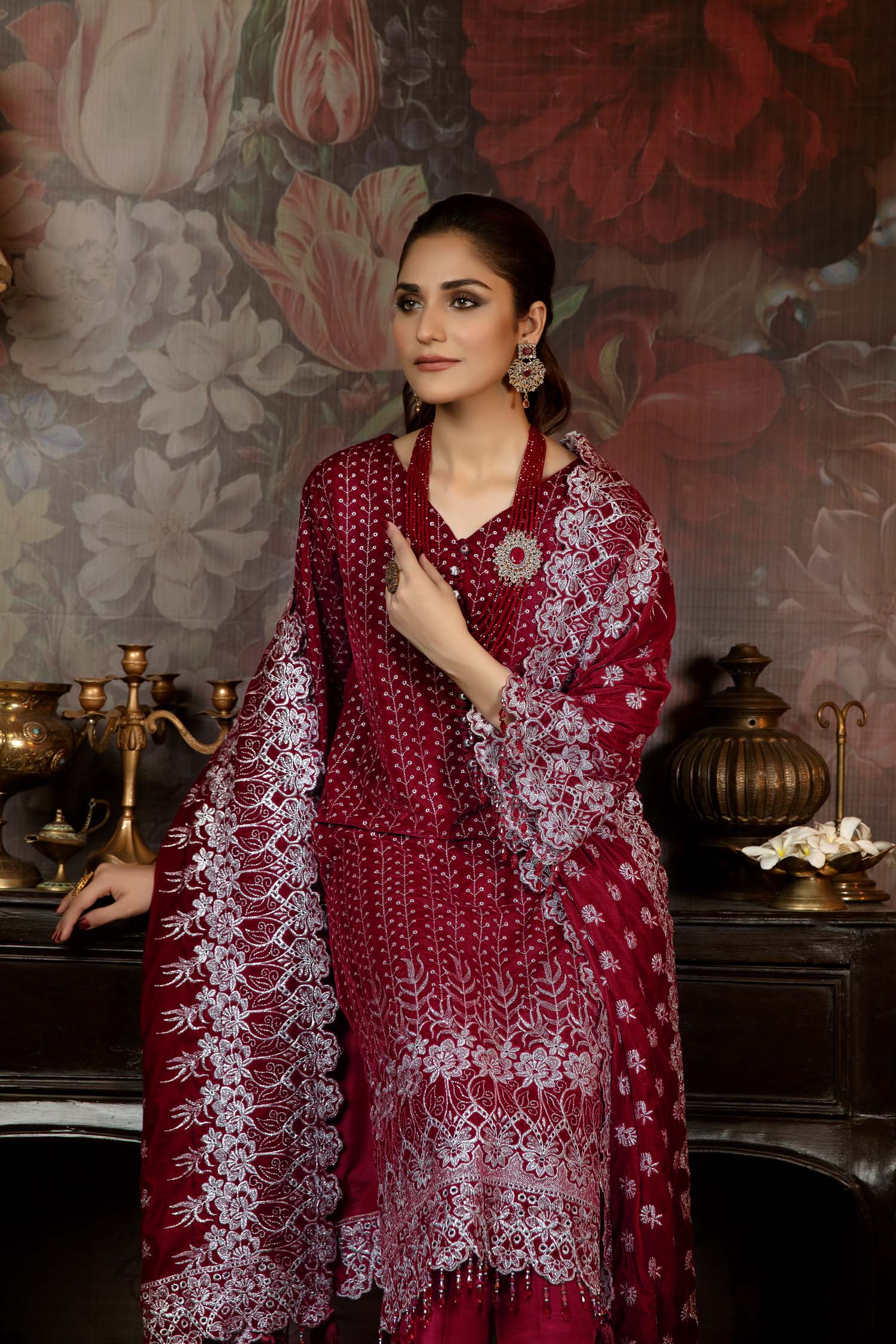 Marish - Embroidered Velvet 3PC Stitched - Image 3