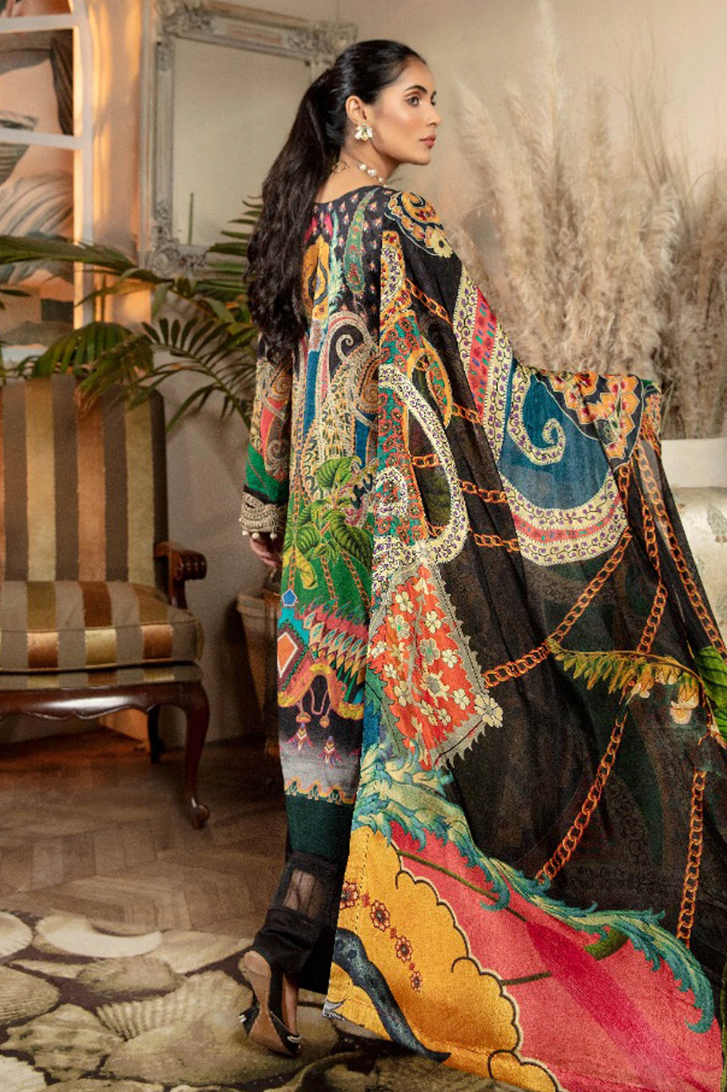 Mineral Green - Exclusive Embroidered Lawn 3PC - Image 2