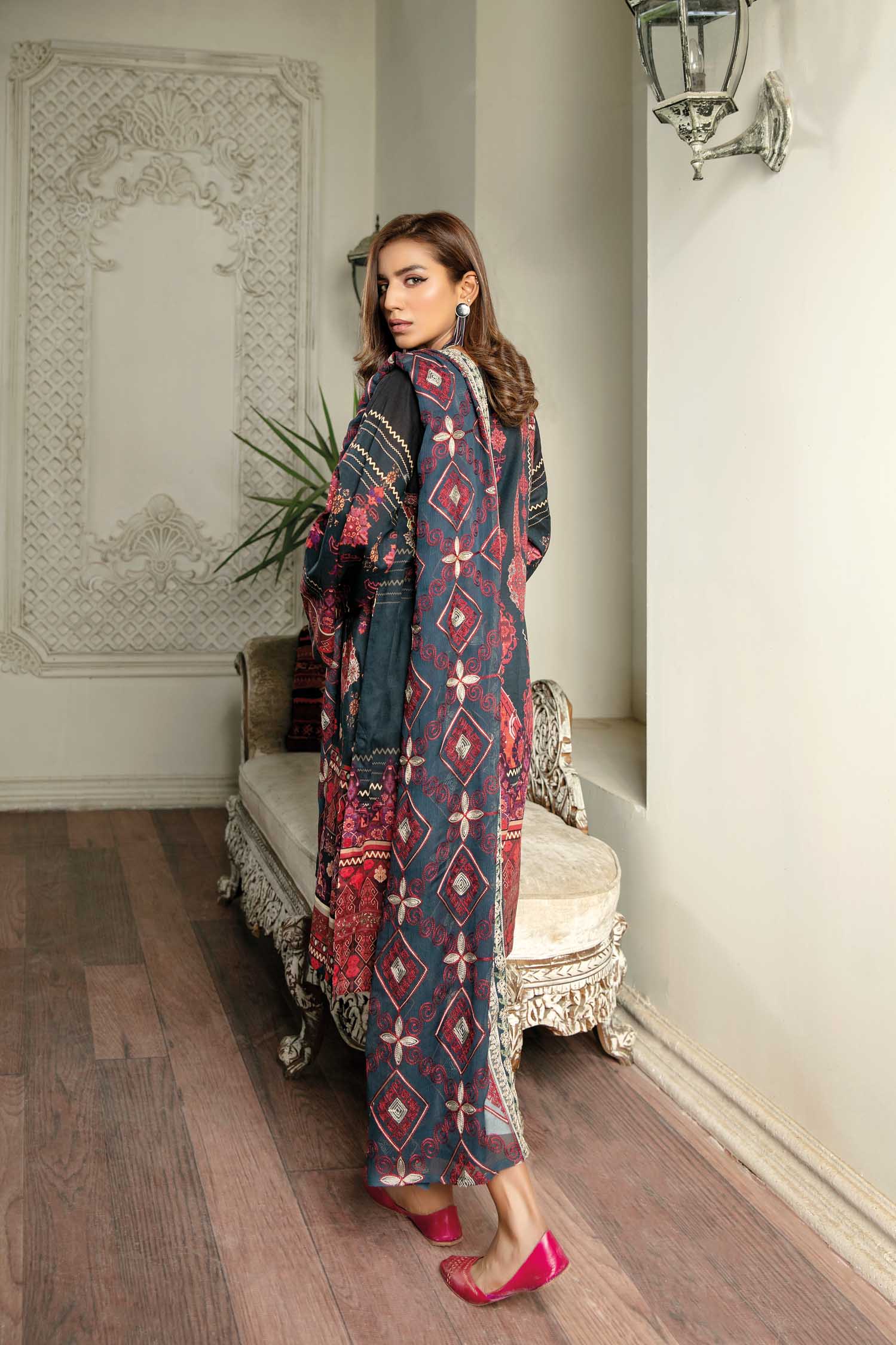 Misel - Digital Printed & Embroidered Lawn 3 piece - Image 2