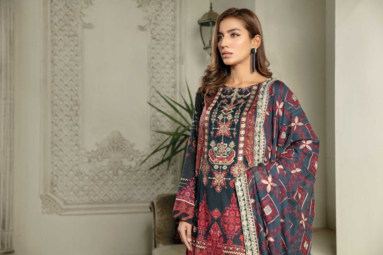 Misel - Digital Printed & Embroidered Lawn 3 piece - Image 4