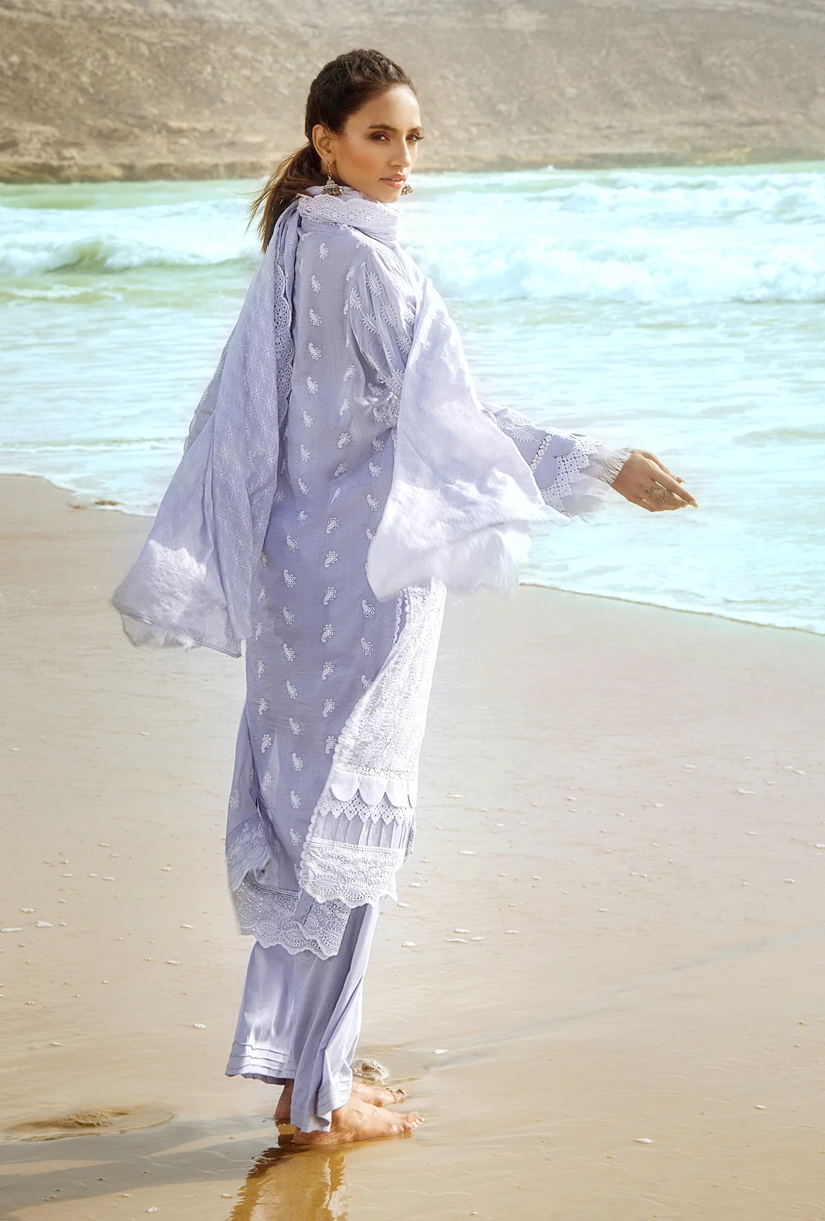 Monroe 5708 - Image 2
