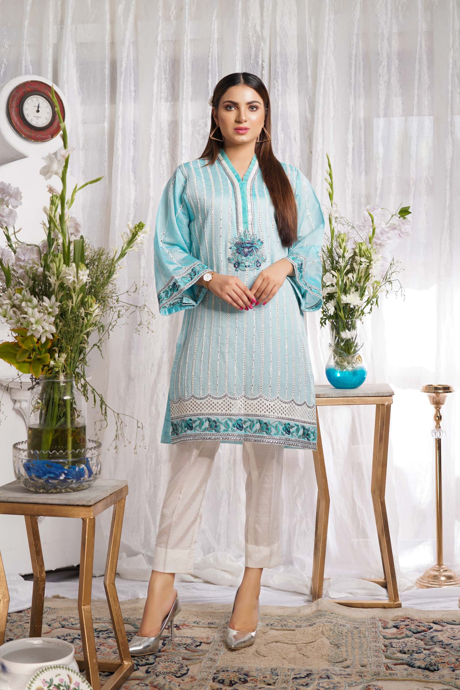 Obscure - Embroidered Paper Silk Stitch Kurti - Image 2