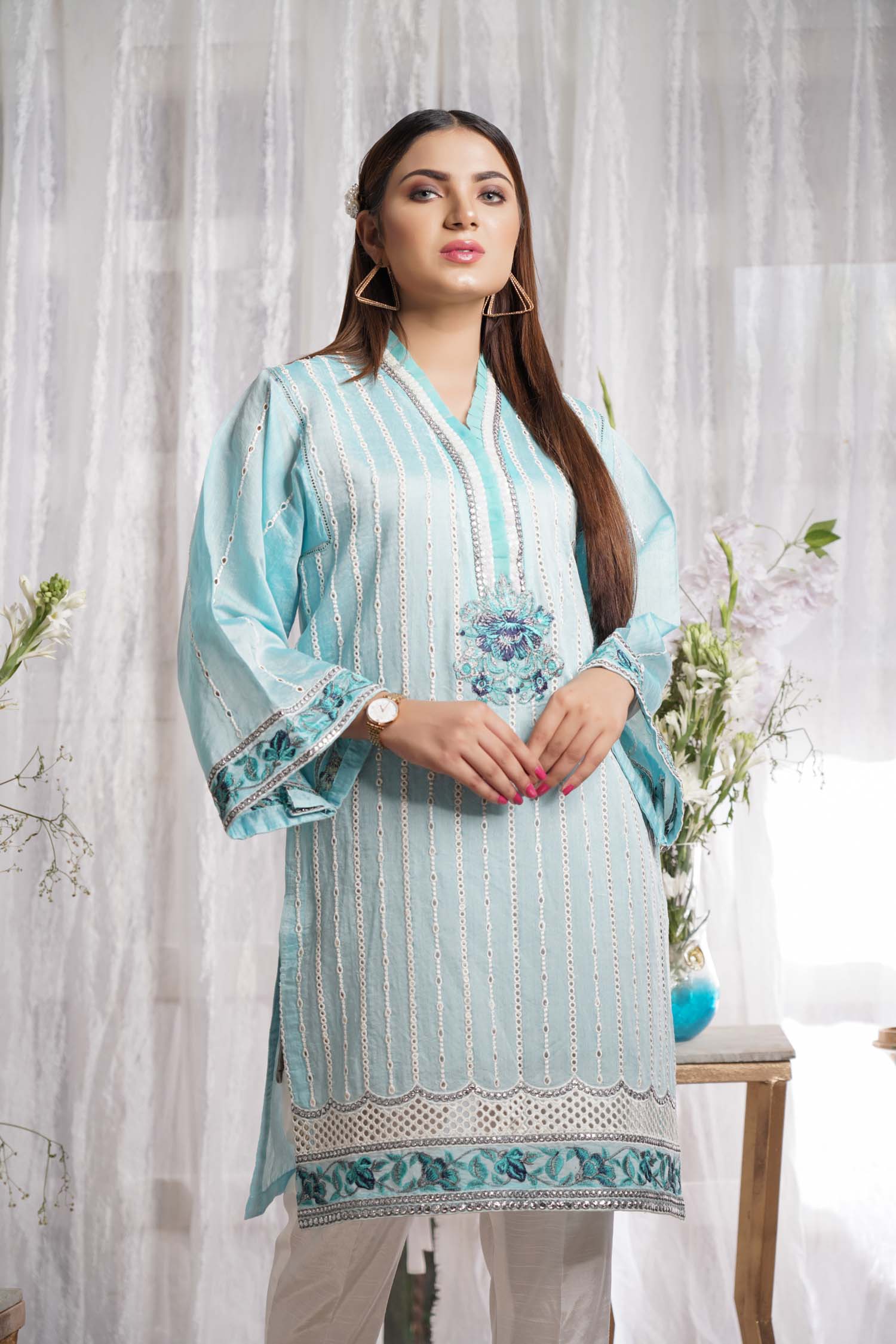 Obscure - Embroidered Paper Silk Stitch Kurti - Image 3